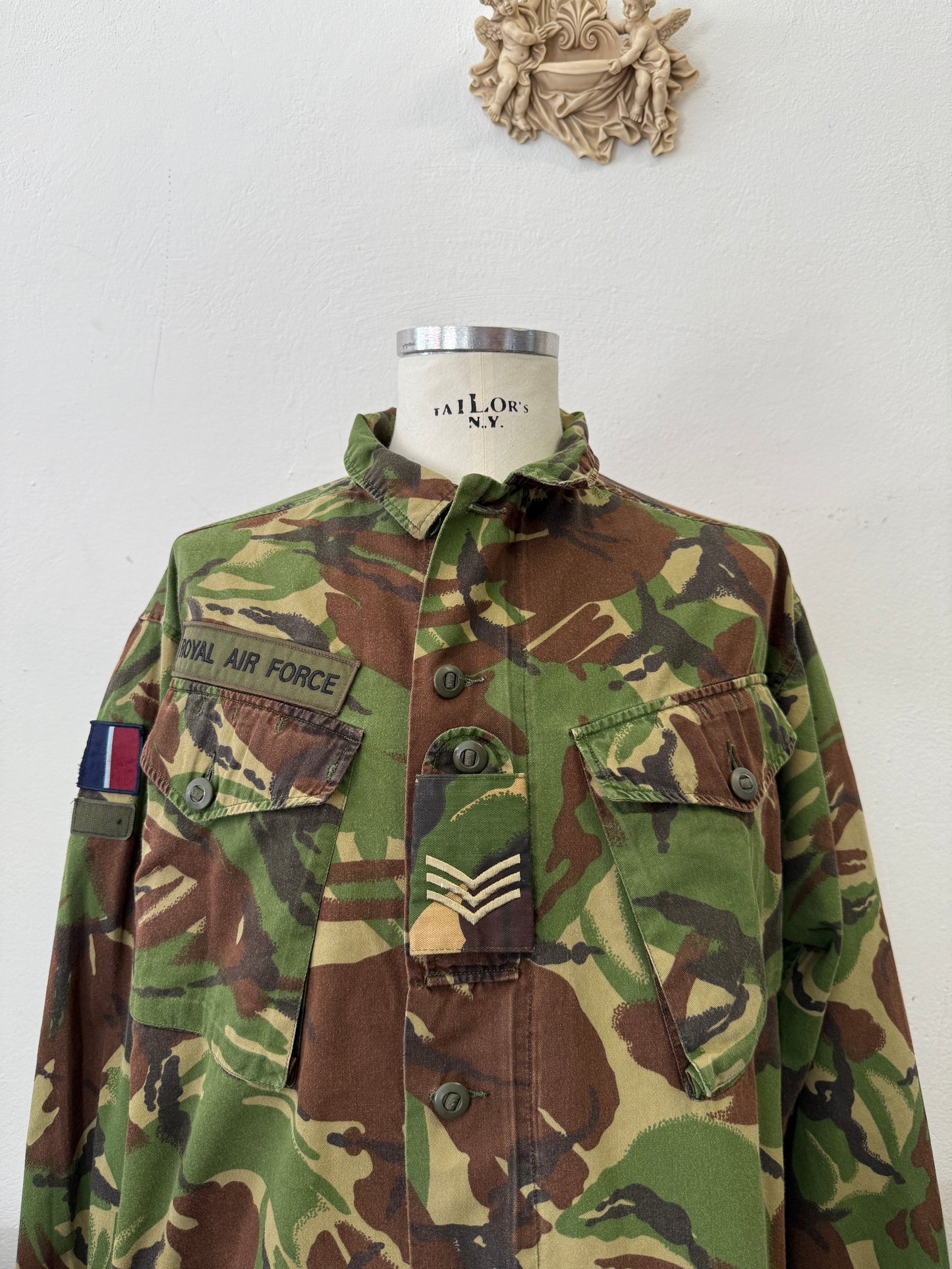 Vintage 90’s British Air Force Camo Jackets “XL”