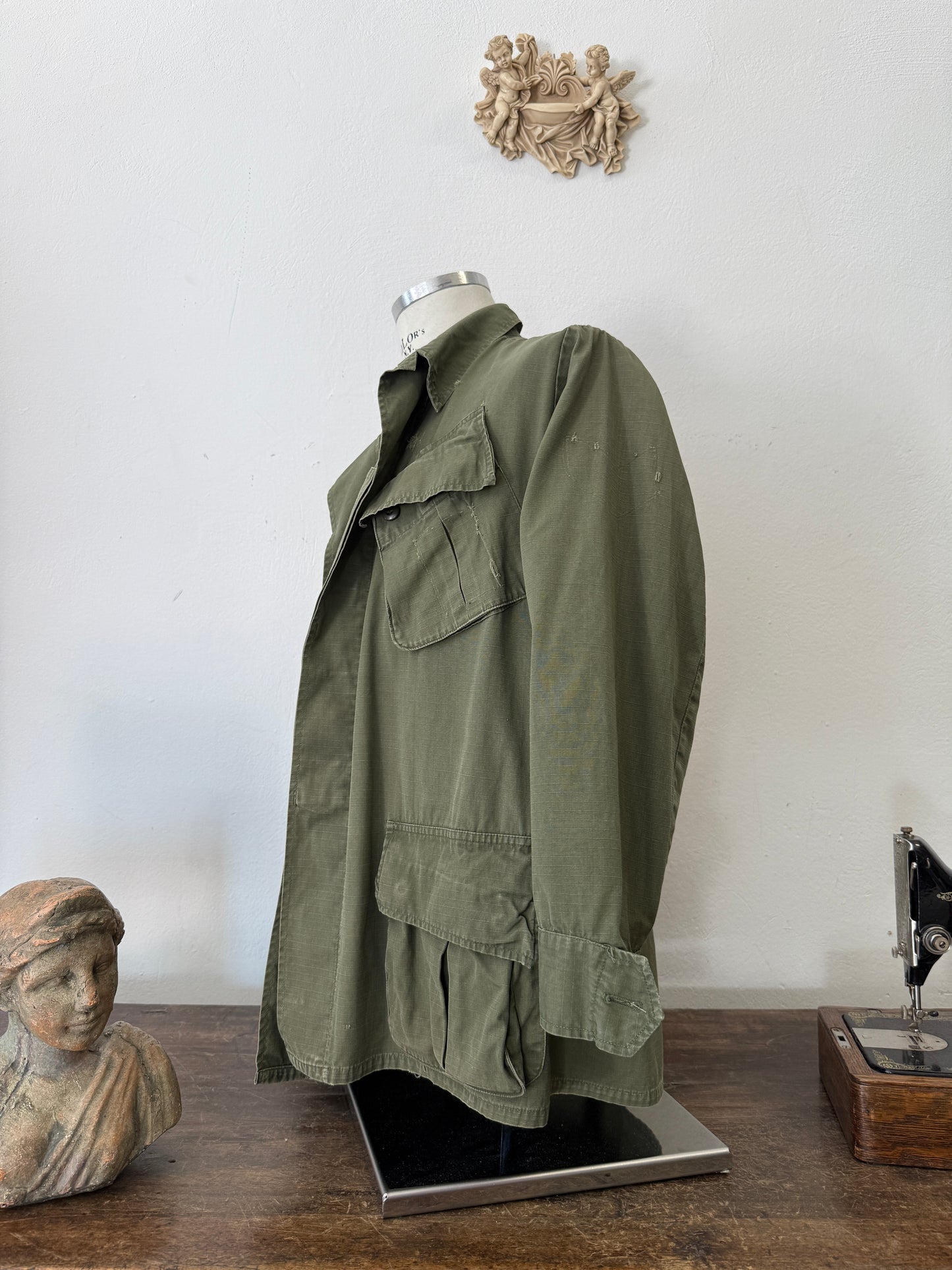 Vintage 60’s Jungle Jacket Rip Stop Us Army “M/L”