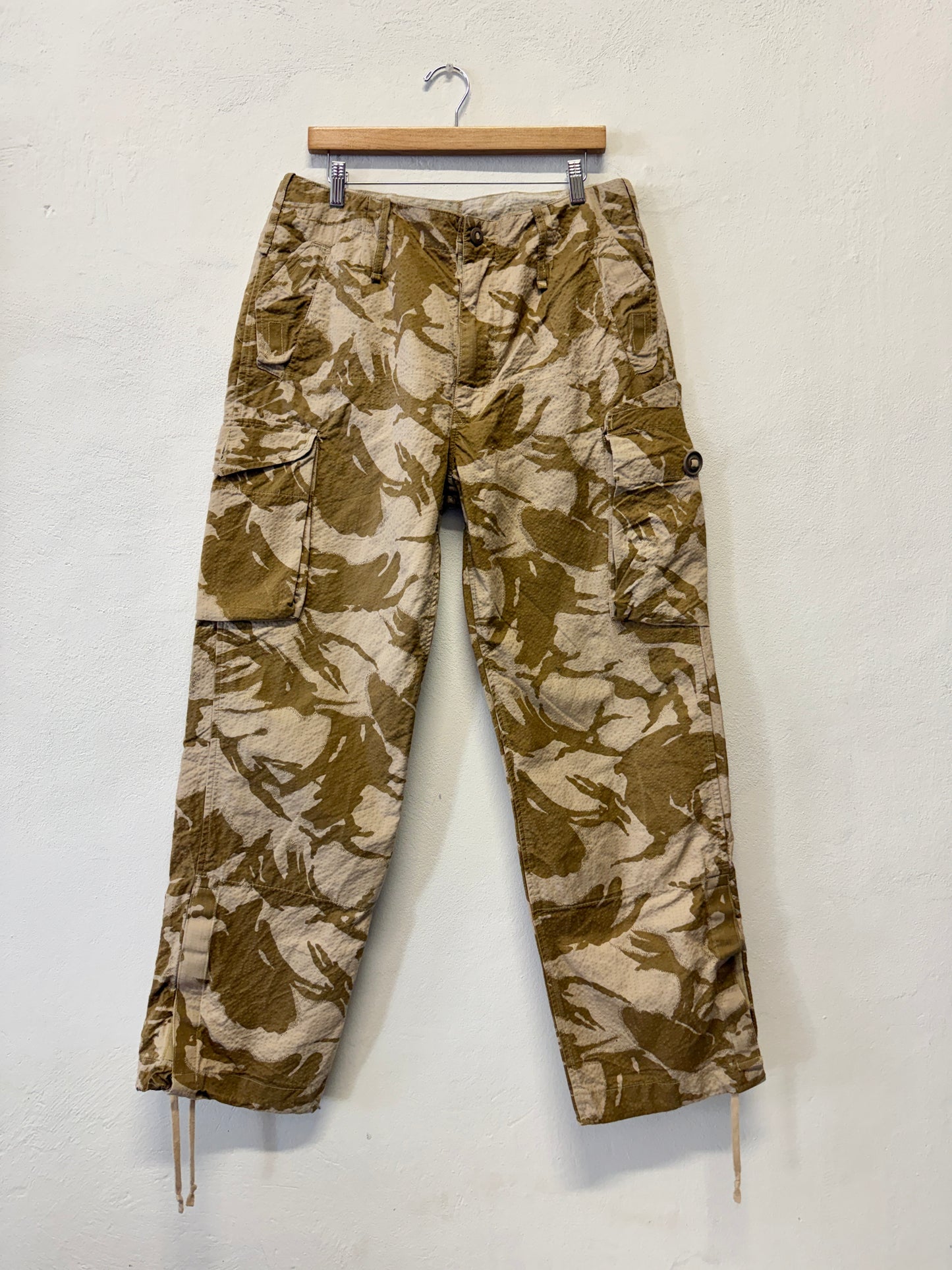 Vintage 90’s British Army Military Windproof Trousers Desert Camo “W34”
