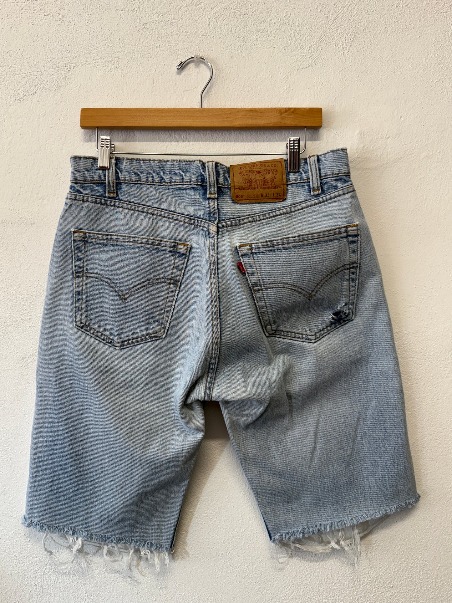 Vintage Levi’s Short 505 Made in Canada “W32”