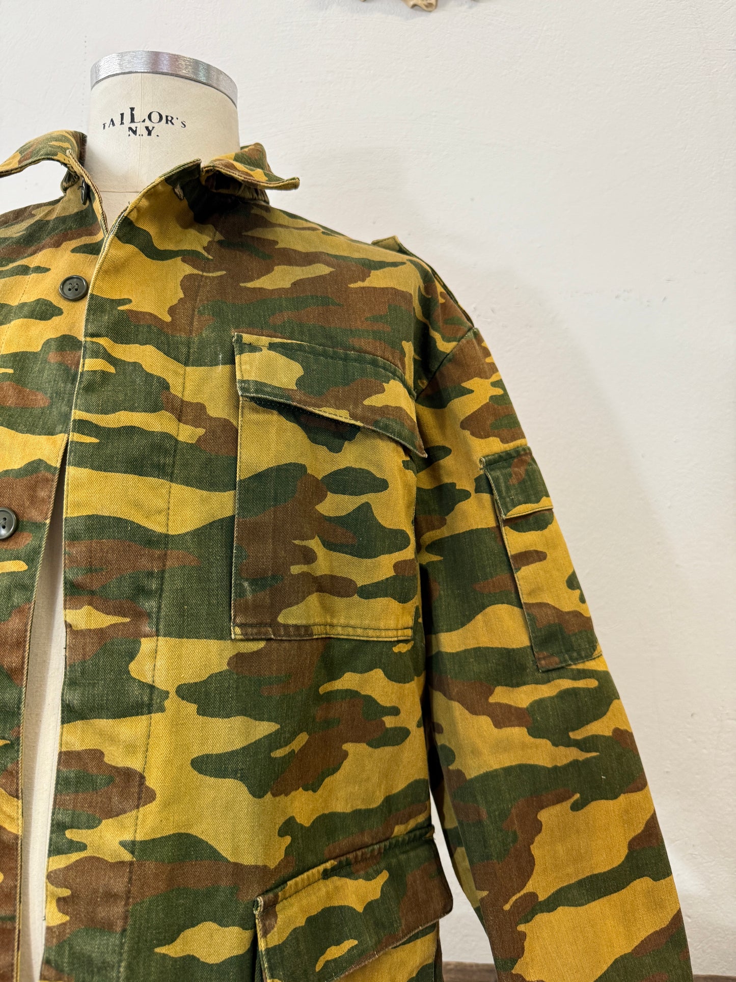 Vintage Camo Military Jacket “L/XL”