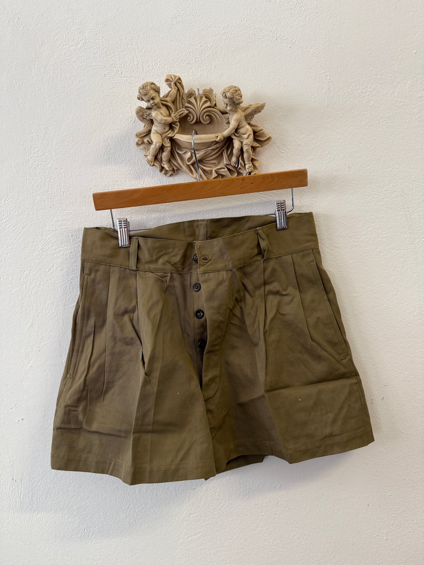 Vintage Italian Army Bermuda Shorts with Buttons 86 cm