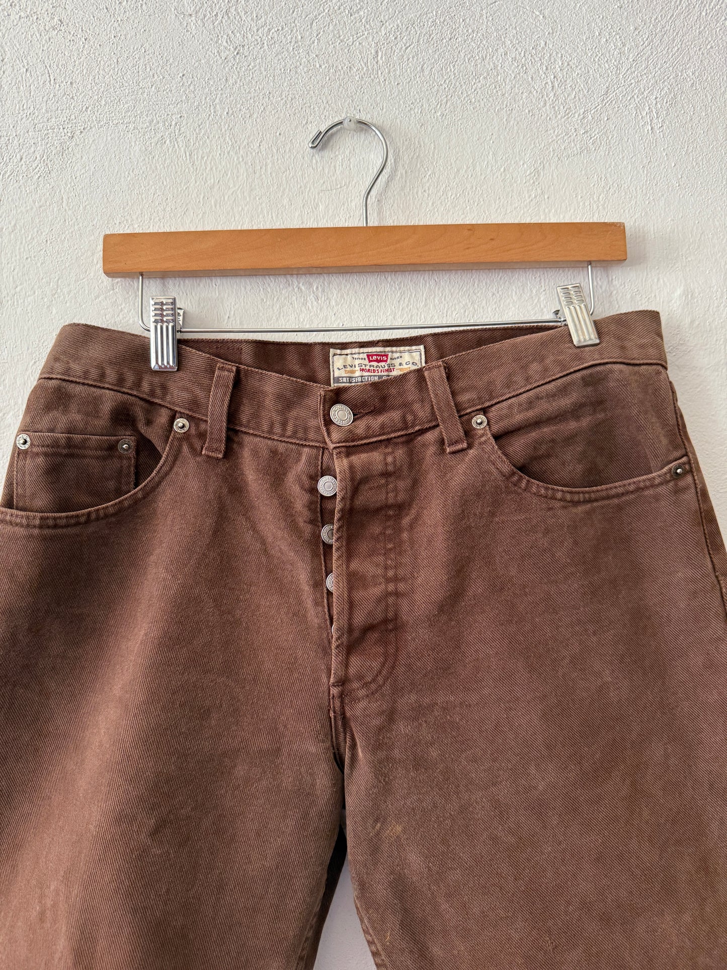 Vintage Brown Levi’s Short “W33”