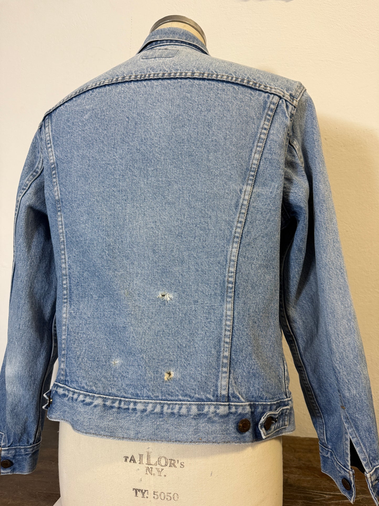 Vintage Levi’s Jacket Made in Usa “M”