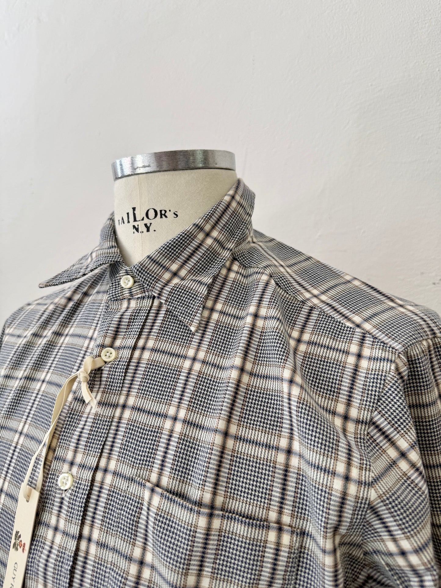 Guy Rover Shirt