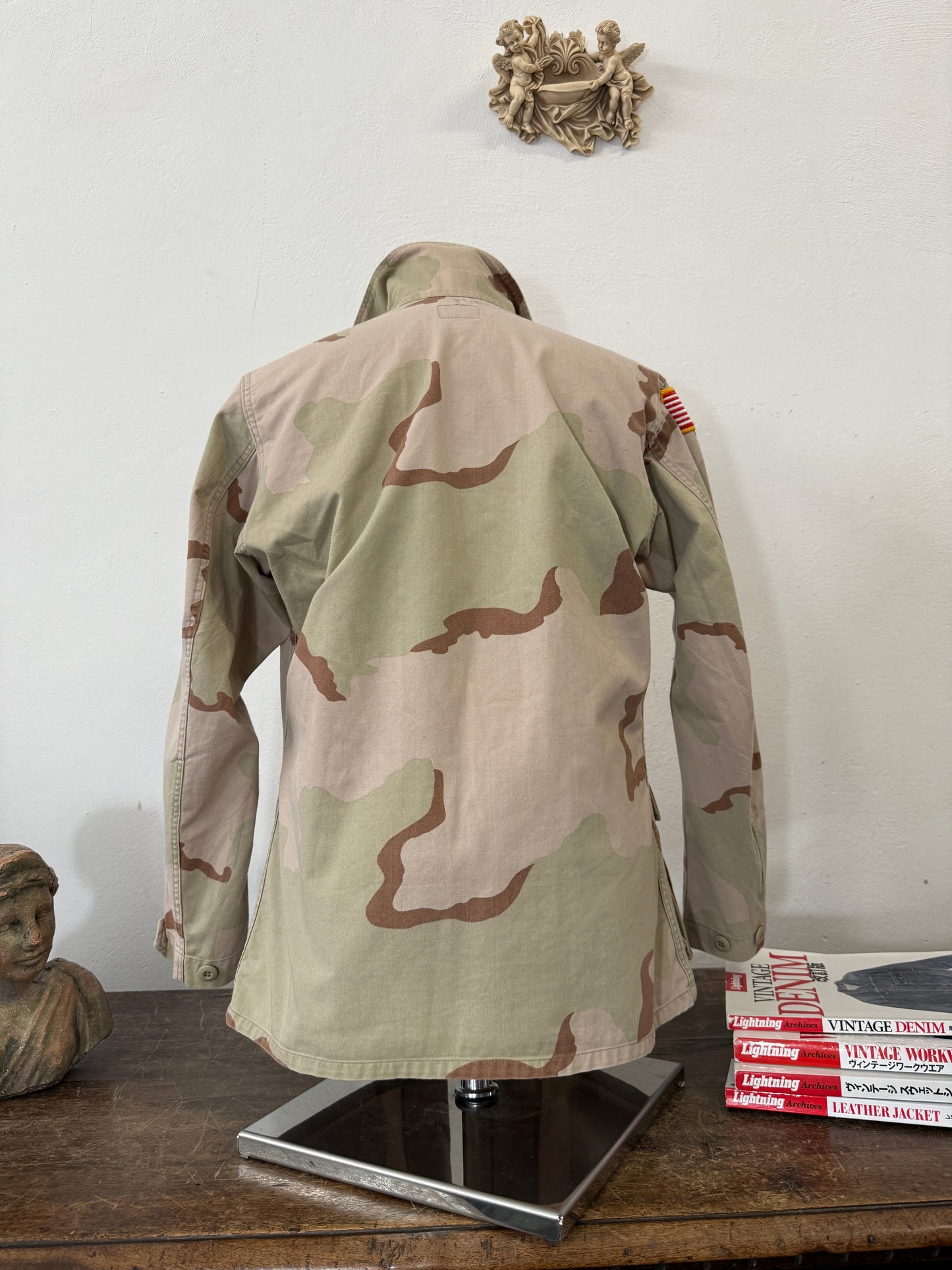 Vintage Us Army Desert Camo Jacket “M”