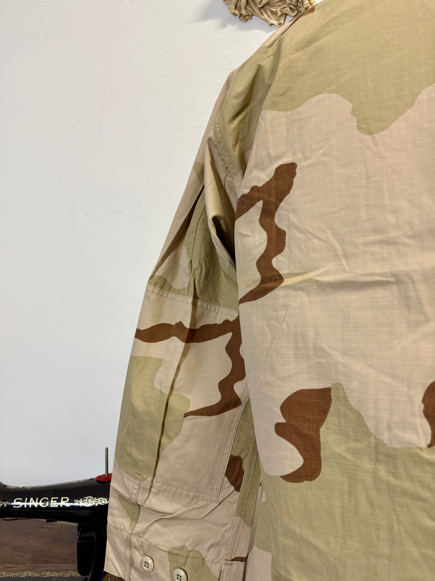 Deadstock BDU Camo Jacket Rip Stop US Army – Faded “L”