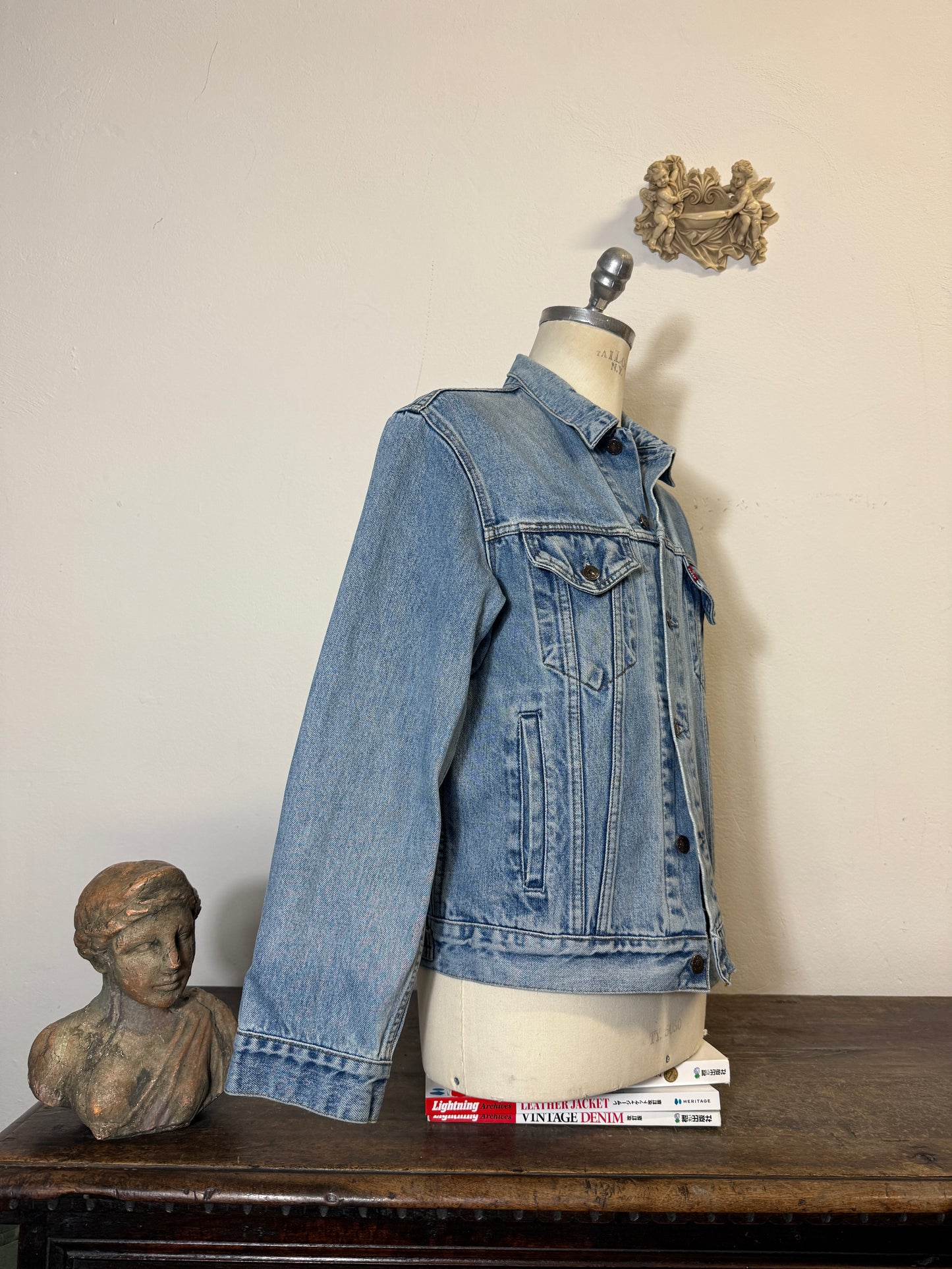 Vintage Levi’s Jacket “M”