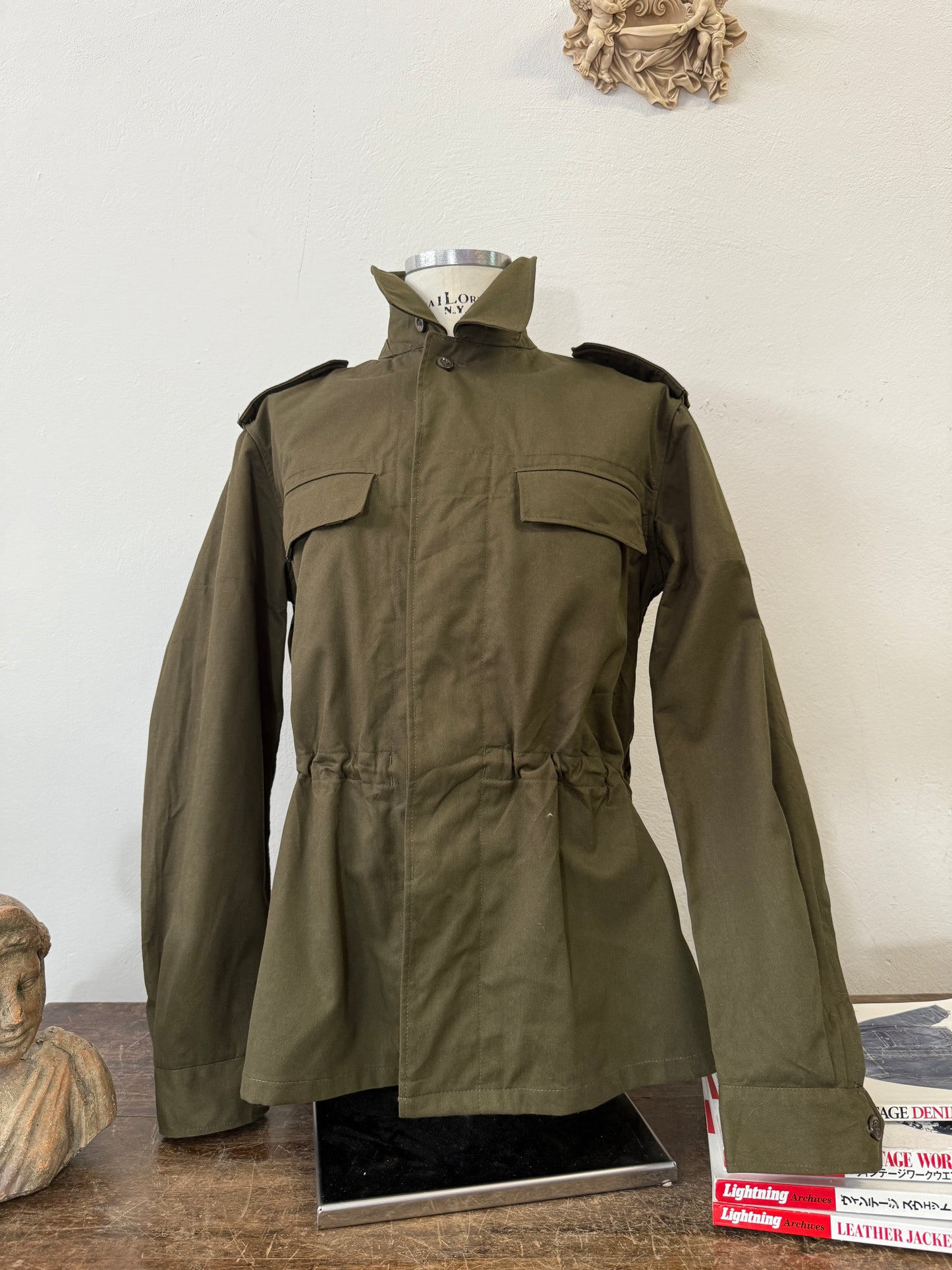 Vintage 90’s Czech Army Jacket “XL”