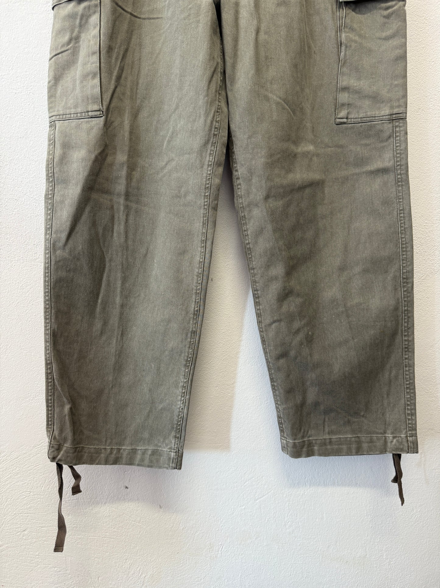 Vintage 80’s German Army Moleskin Cargo Pants “W36”