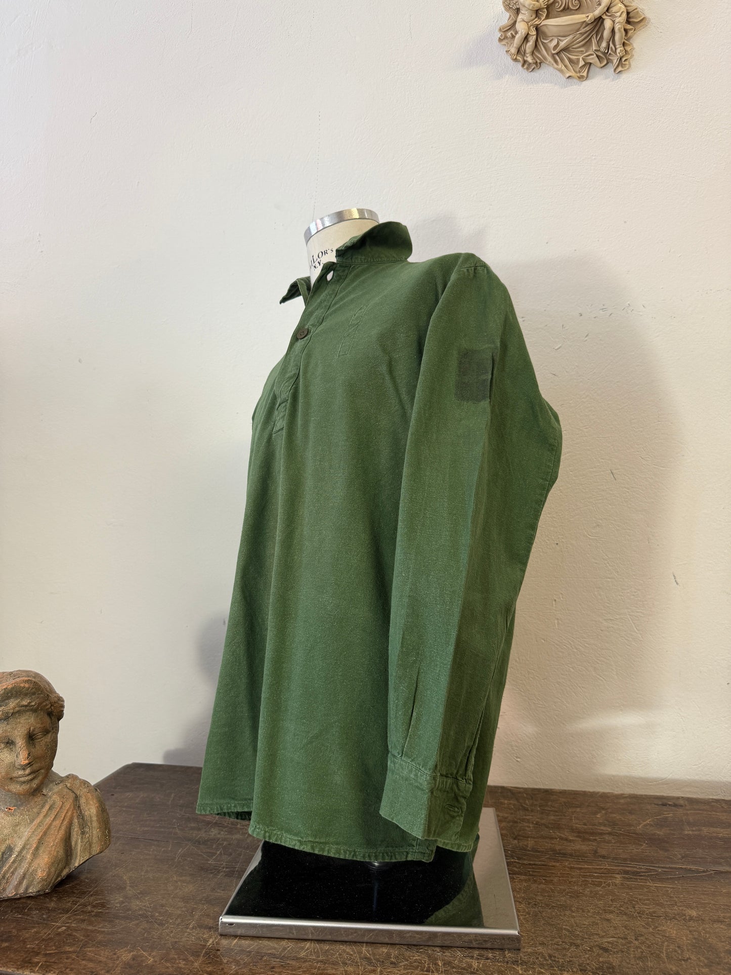 Vintage 80’s Swedish Army Shirt “M”