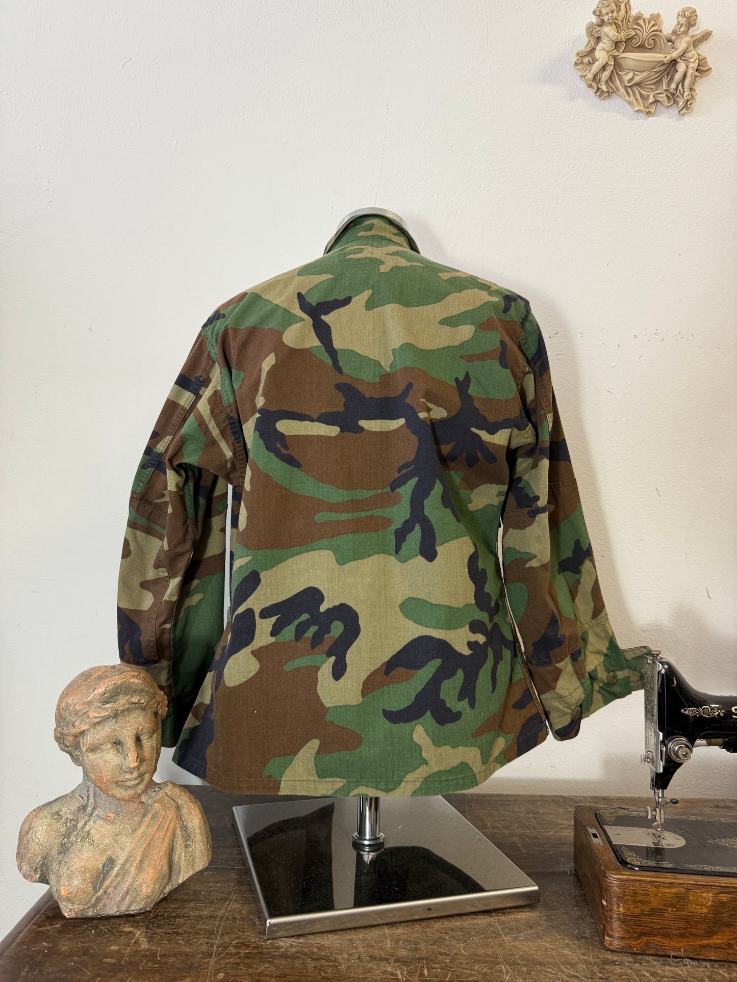 Vintage Woodland Camo Jacket Us Army “M”