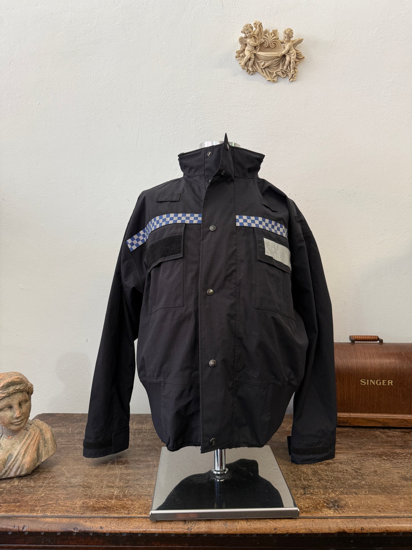 Vintage 90’s British Police Jacket “L/XL”