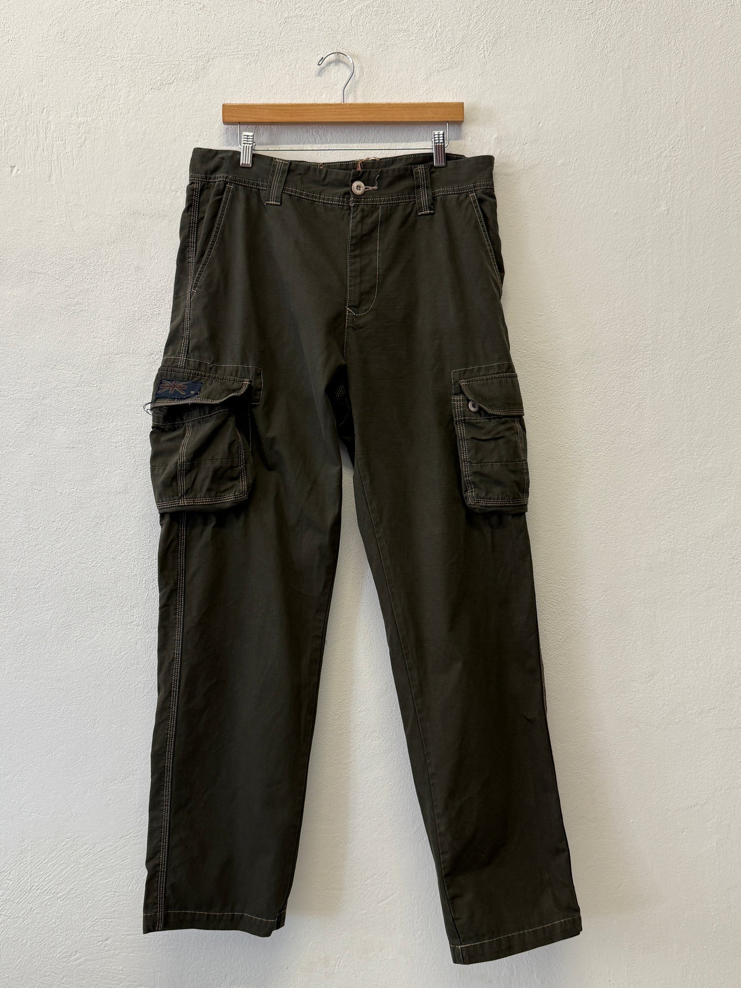 Vintage 90’s Cargo Pants “W35”