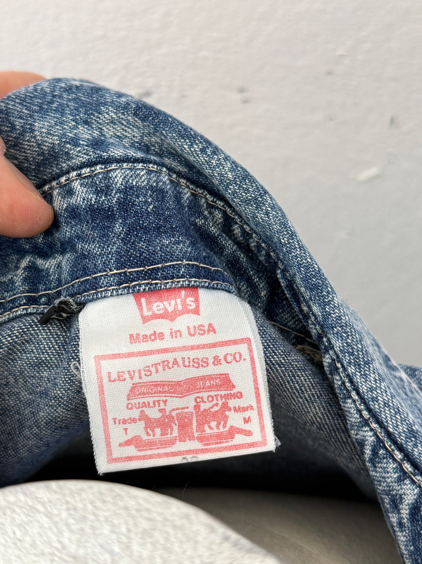 Vintage Levi’s Denim Shirt Big E Made in Usa “S”