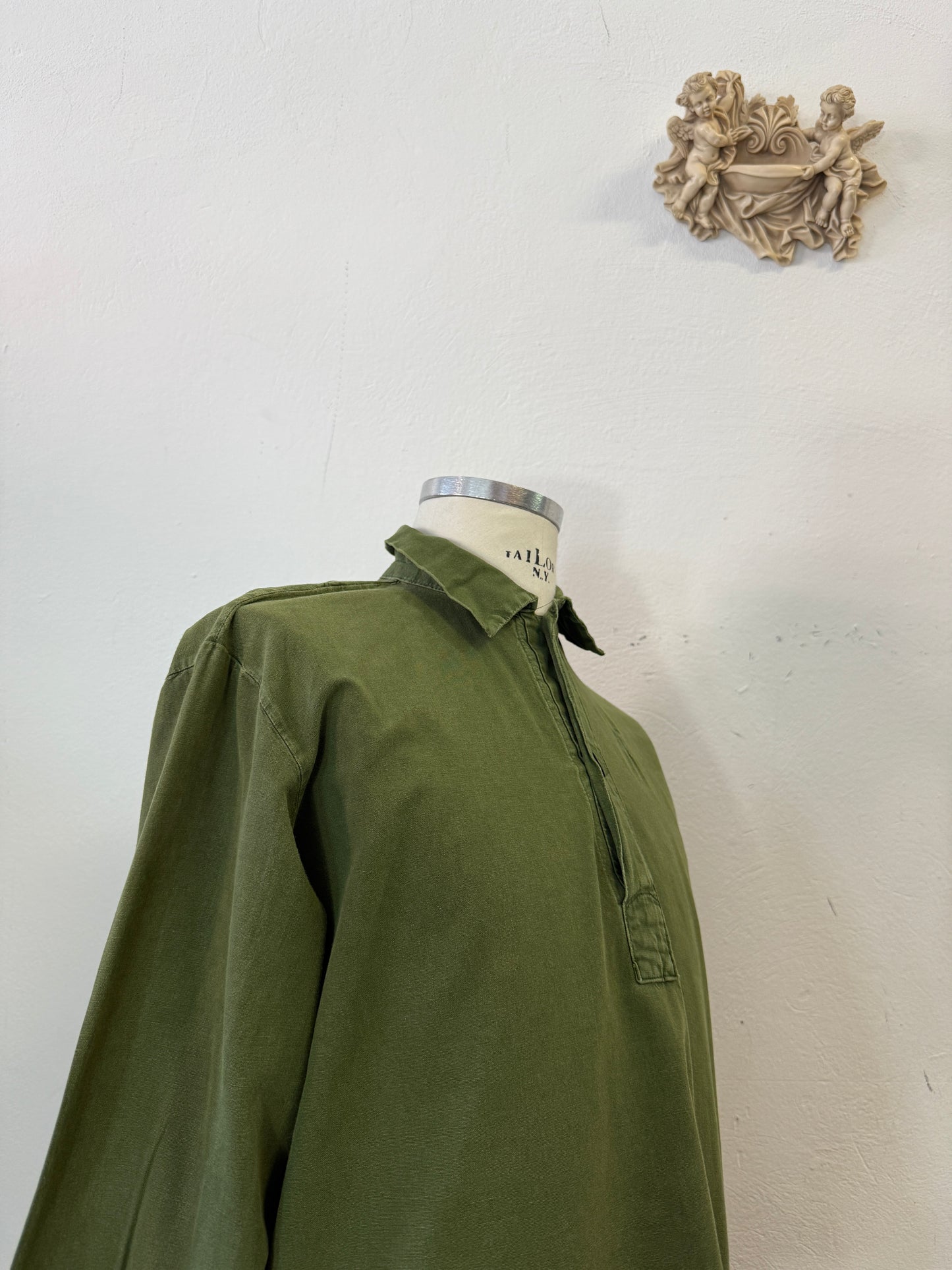 Vintage 80’s Swedish Army Shirt “L”