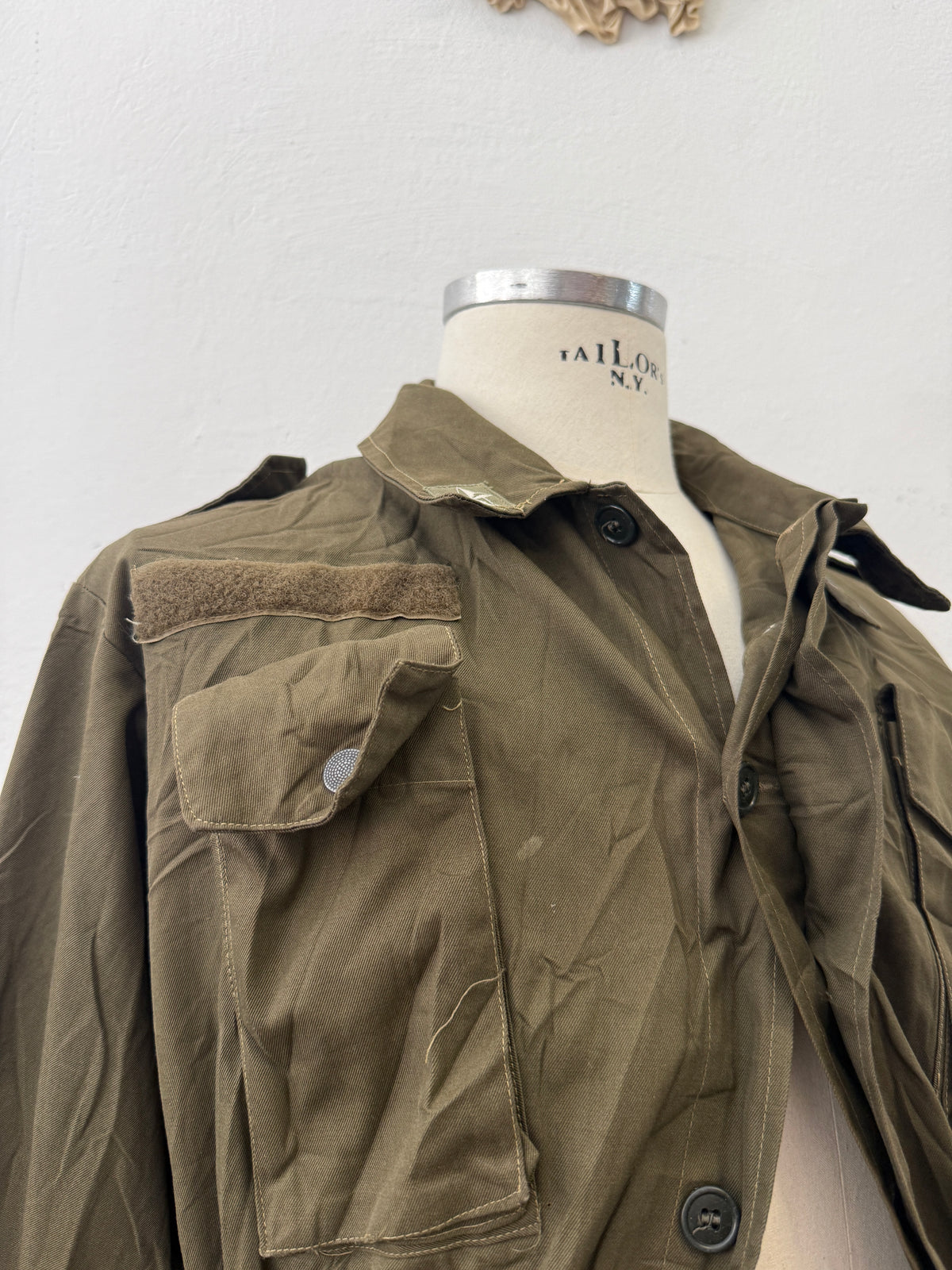 Vintage 80’s Italian Army Jacket “L”