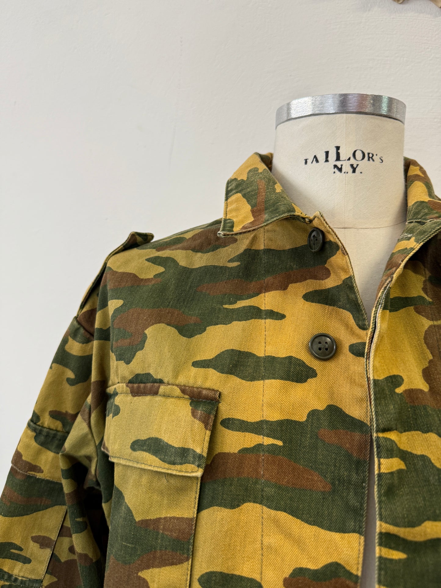 Vintage Camo Military Jacket “L/XL”