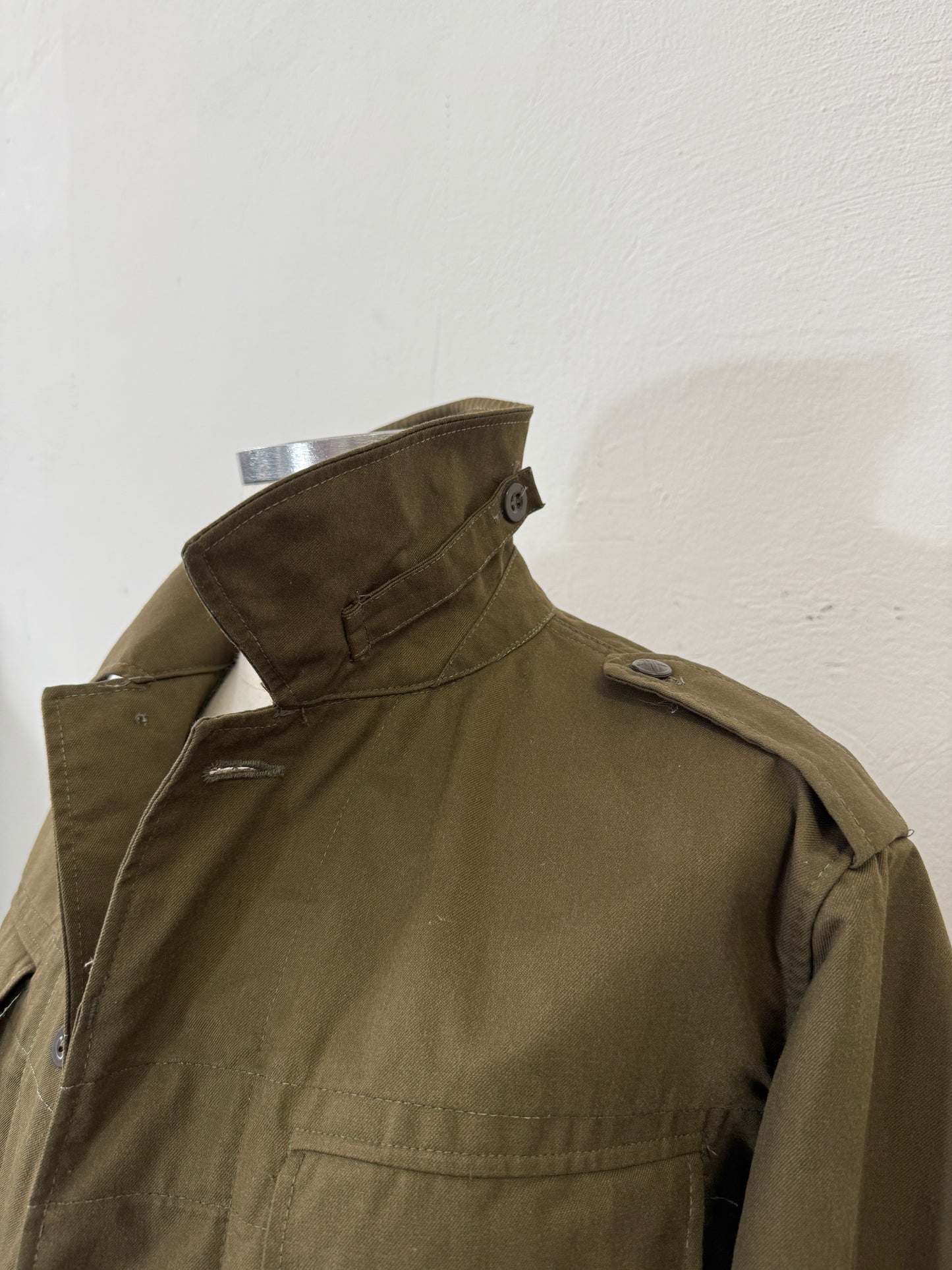 Vintage 90’s Czech Army Jacket “XL”
