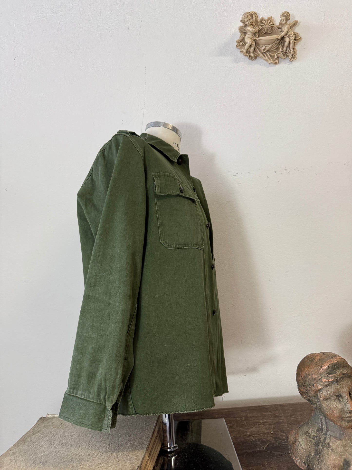 Vintage 80’s Hungarian Army Shirt “S/M”