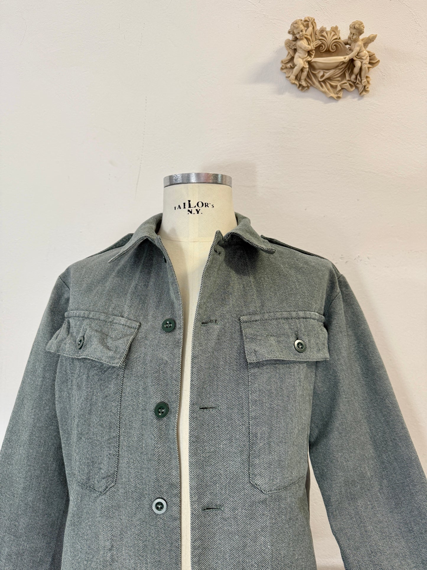 Vintage Swiss Army Jacket “M/L”