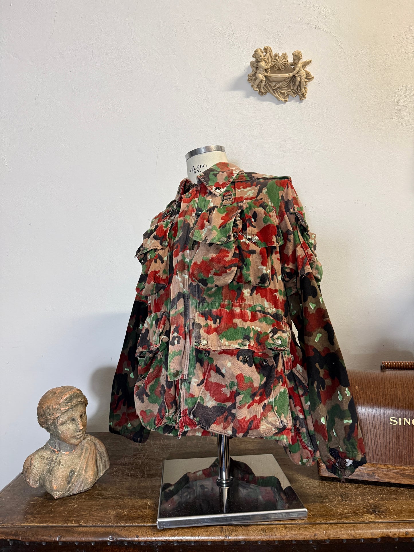 Vintage Swiss Army Camo Jacket M70 “L”