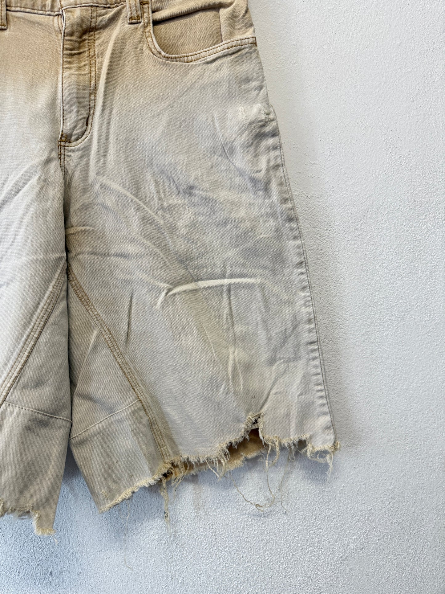 Vintage Carhartt Short “W33”
