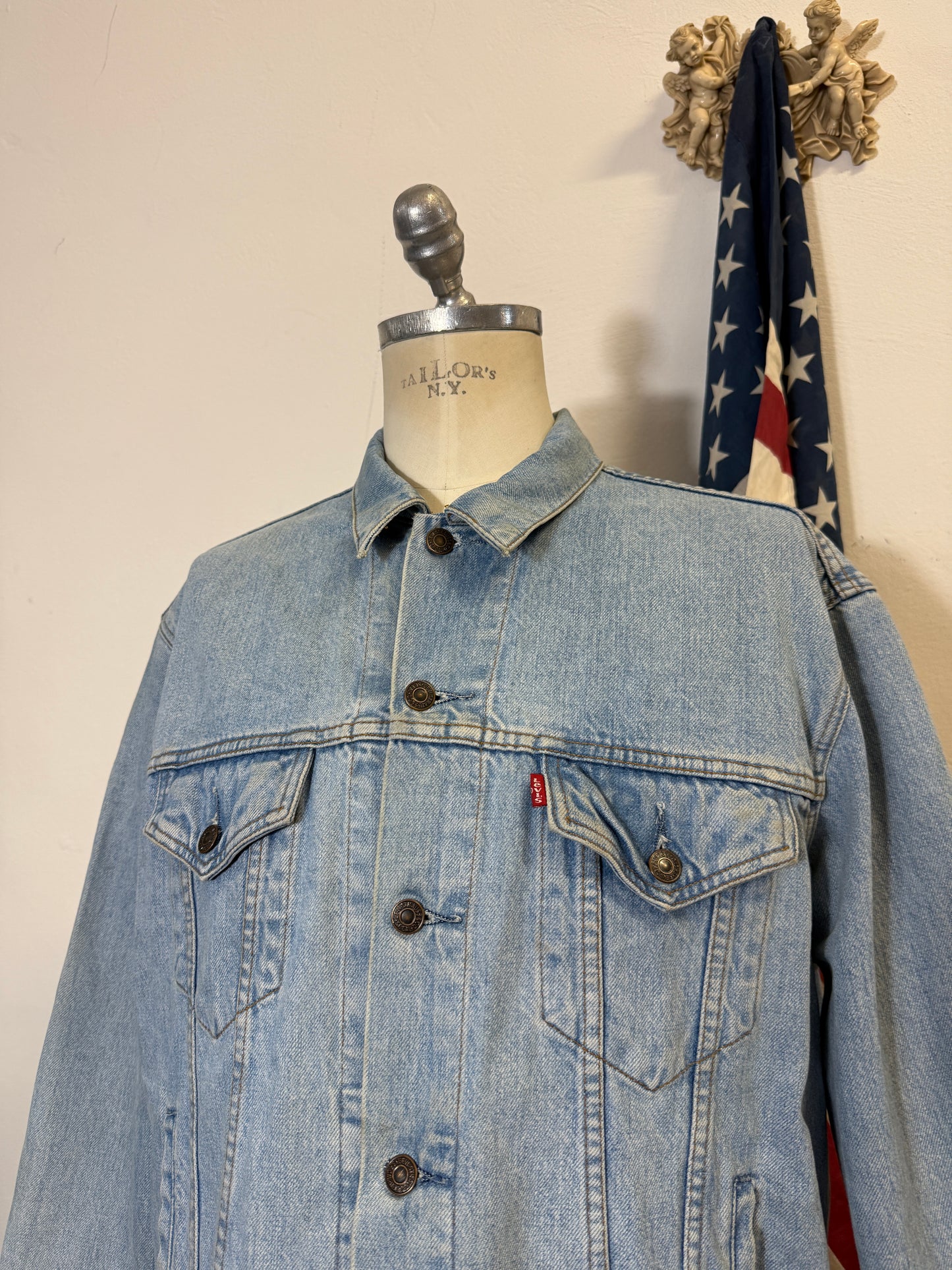Vintage Levi’s Jacket “XL”