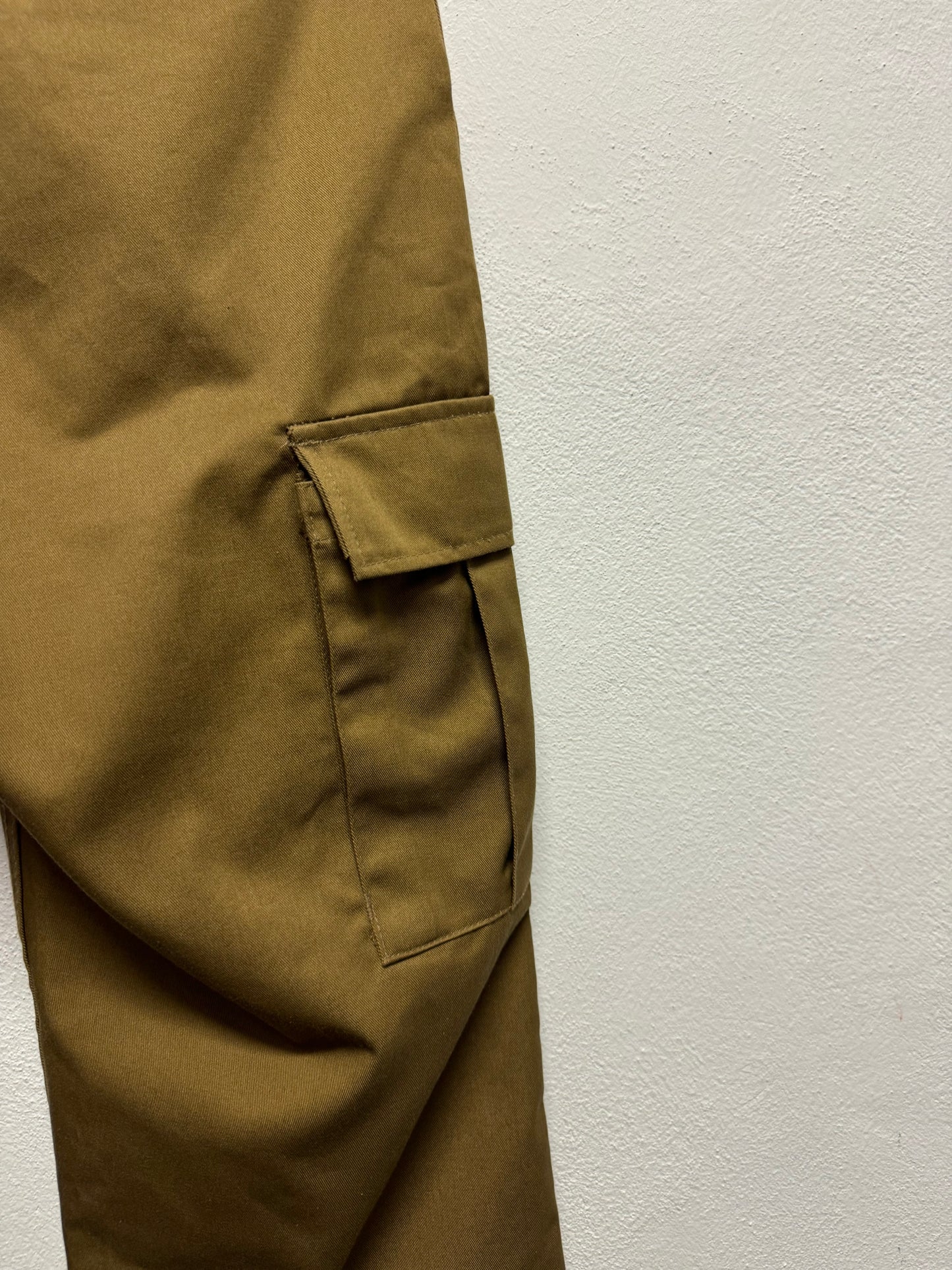 Brown Cargo Pants “W32”