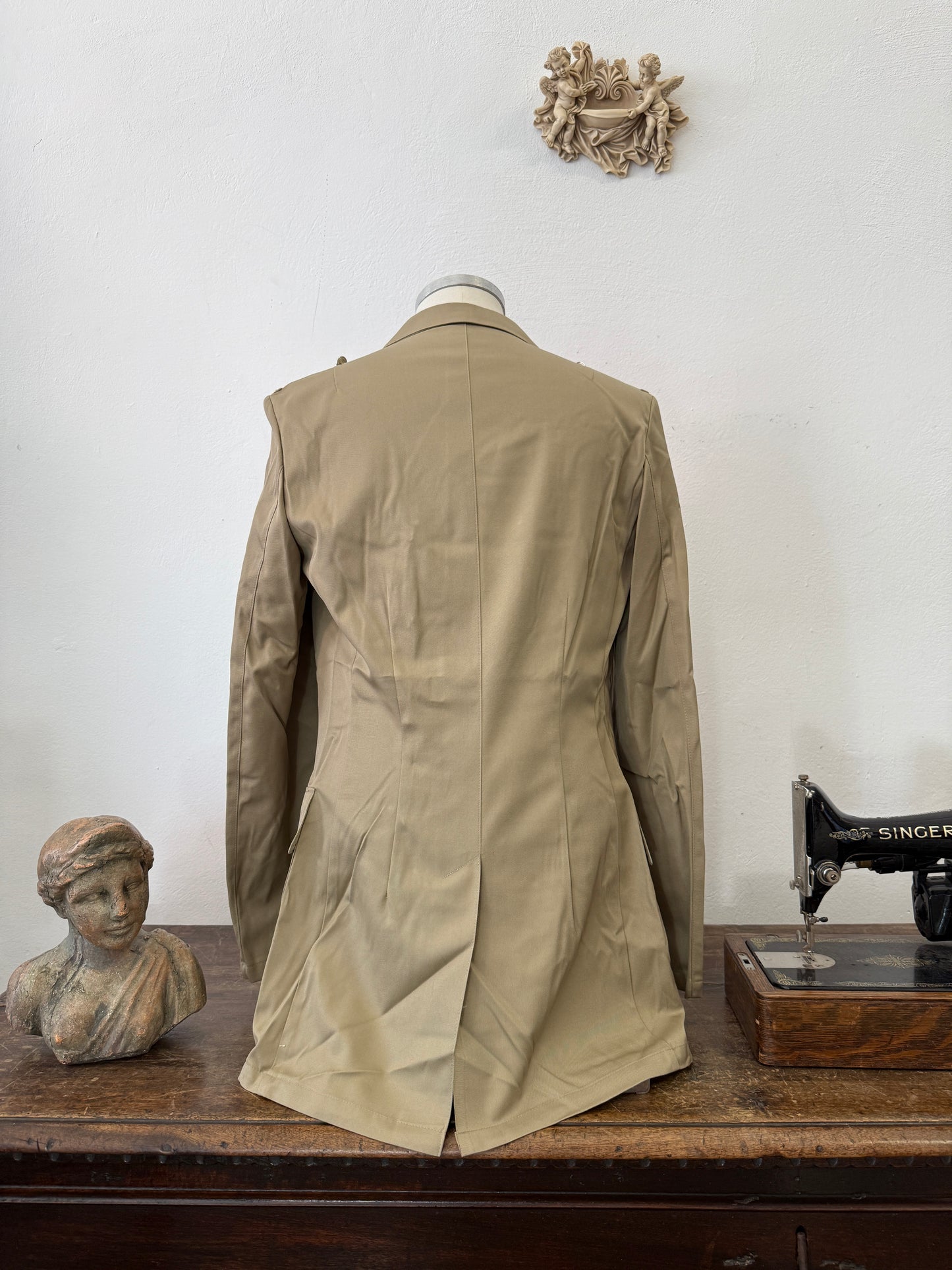 Vintage 80’s German Army Jacket “XL”