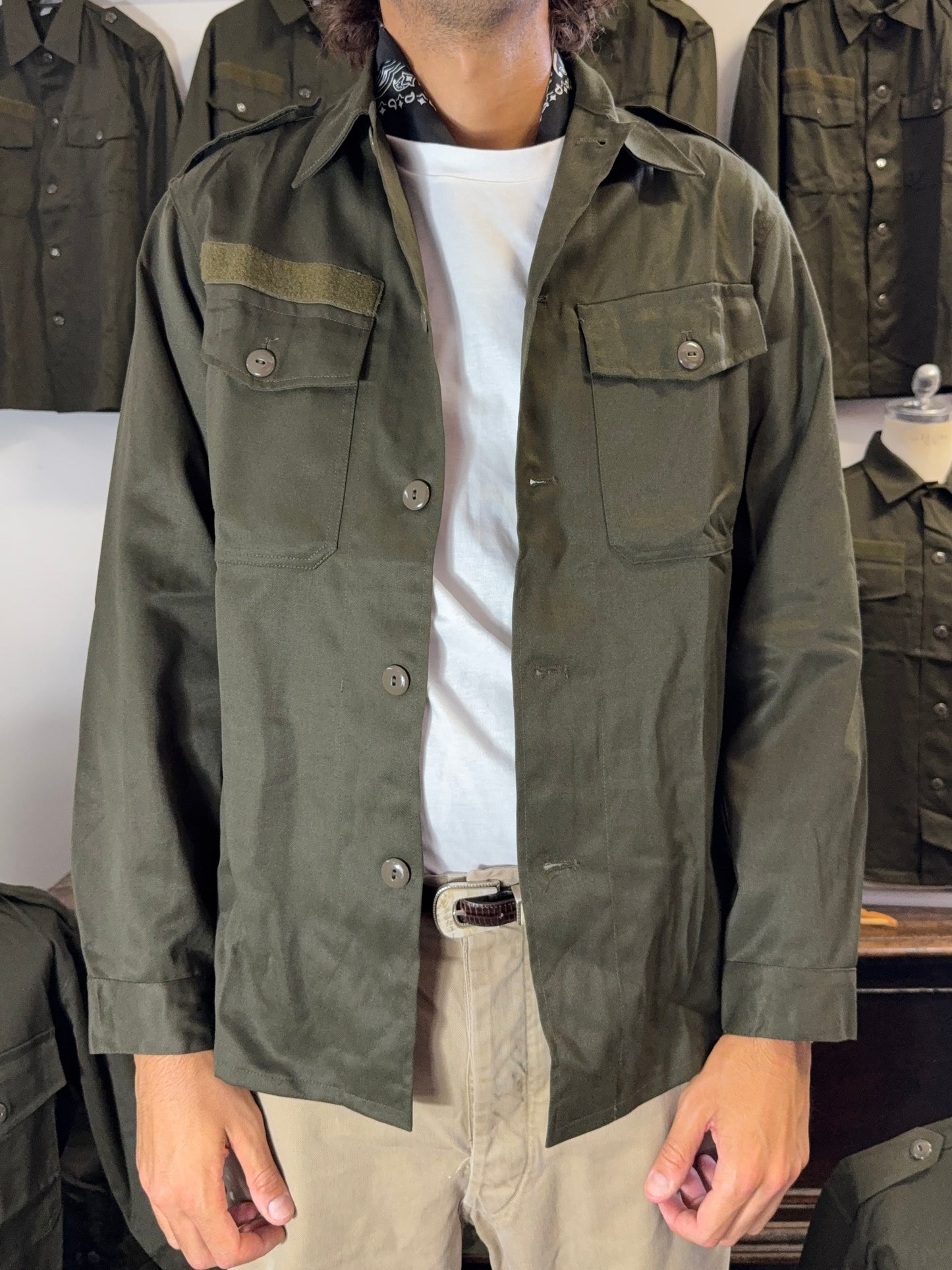 Vintage Austrian Army 00’s Overshirt “L/XL”