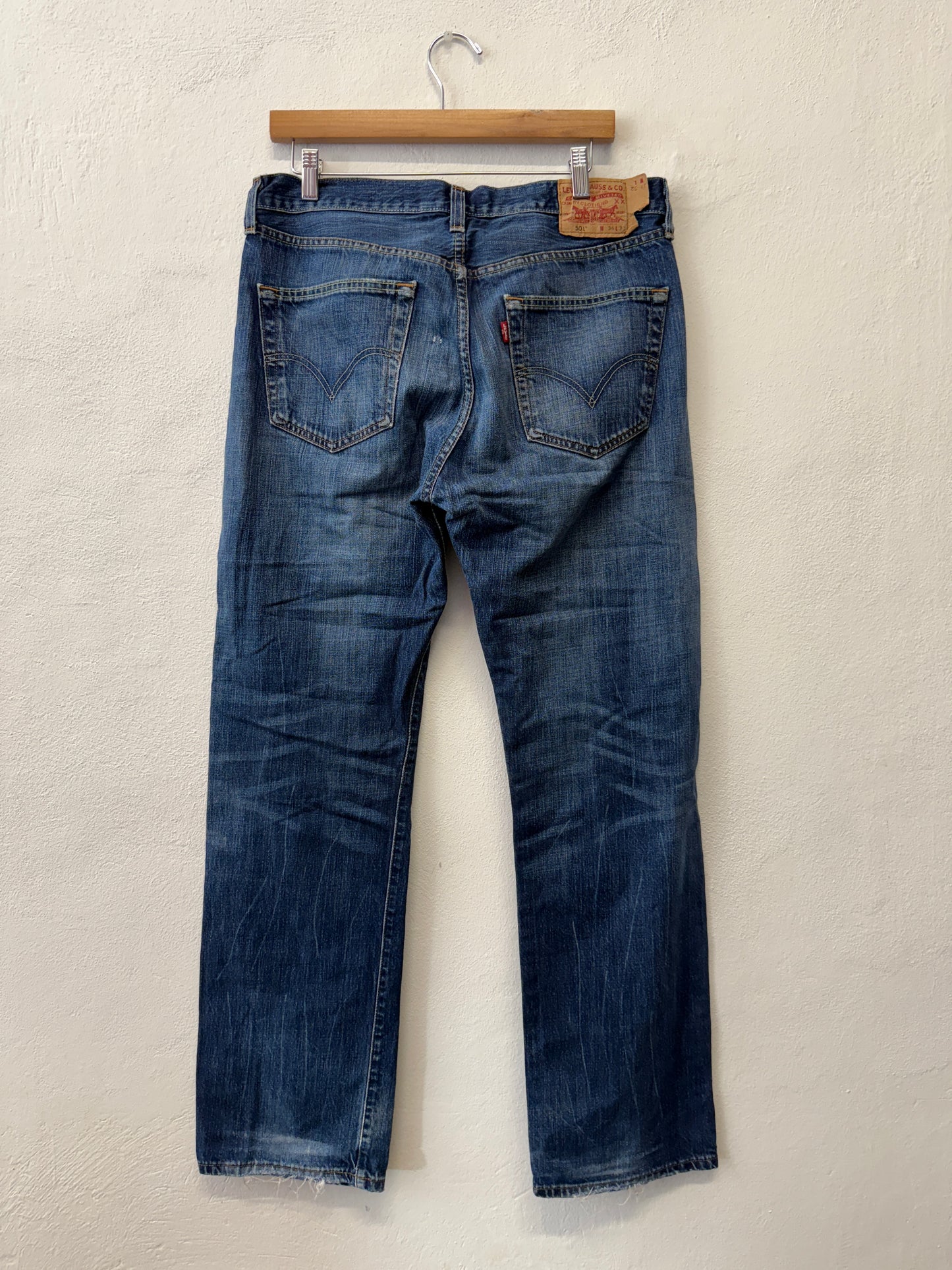 Vintage Levi’s 501 “W34 L32”