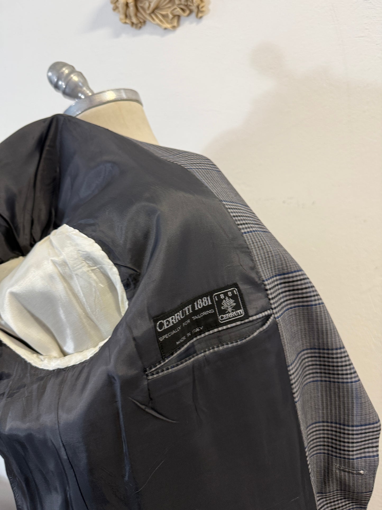 Vintage Cerruti Blazer “L/XL”