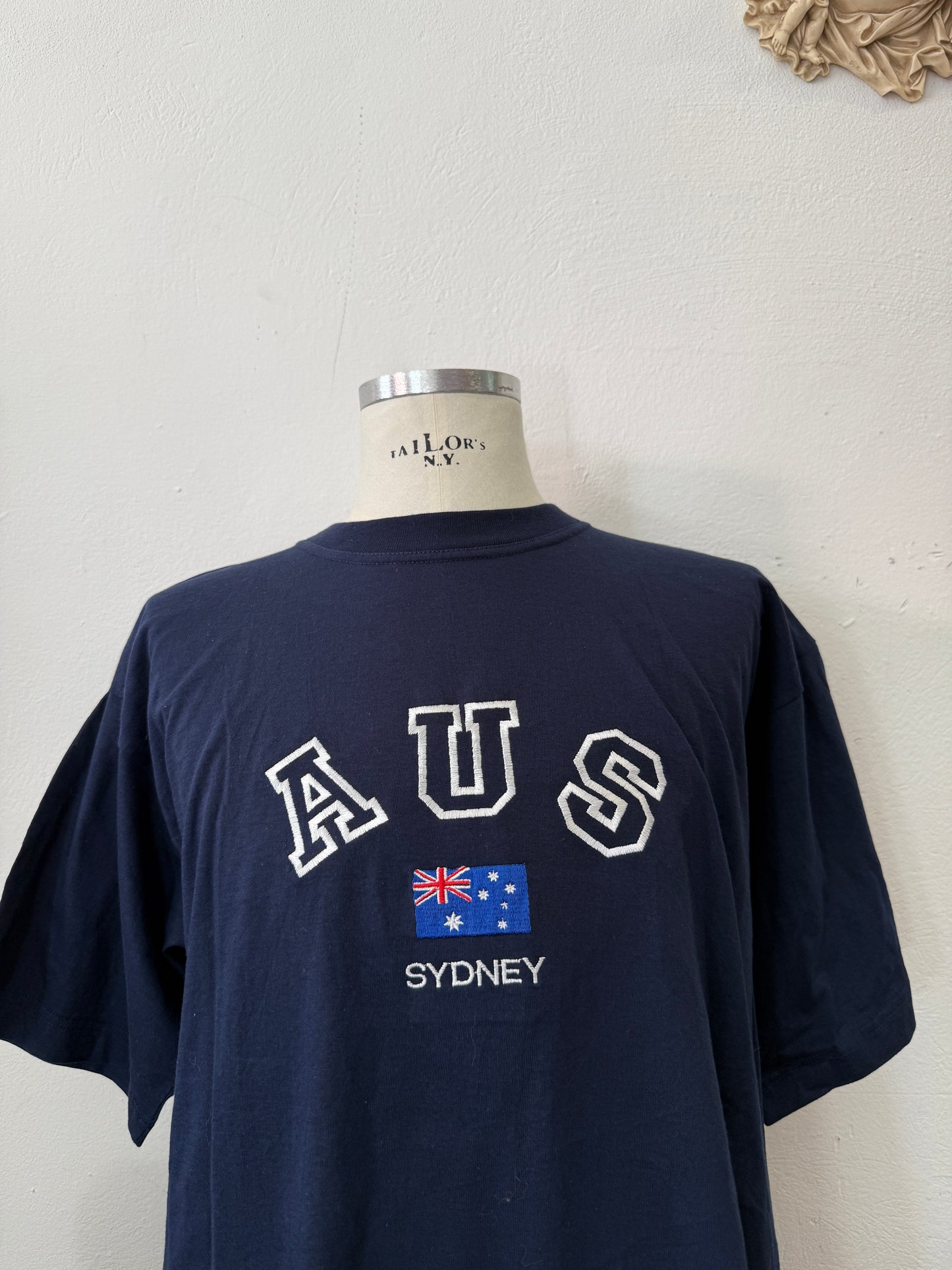Vintage SYDNEY Tee Made in Australia “XL”