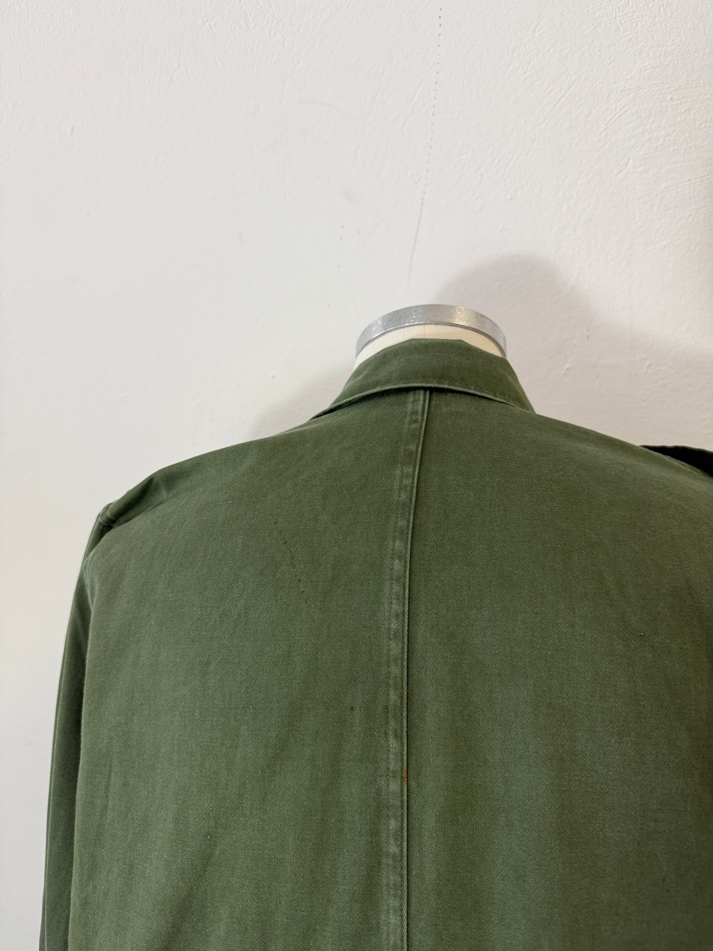 Vintage 80’s Hungarian Army Shirt “S/M”