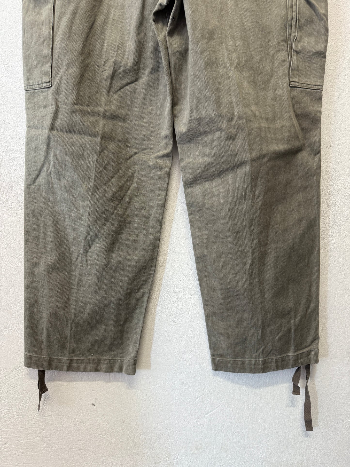 Vintage 80’s German Army Moleskin Cargo Pants “W36”