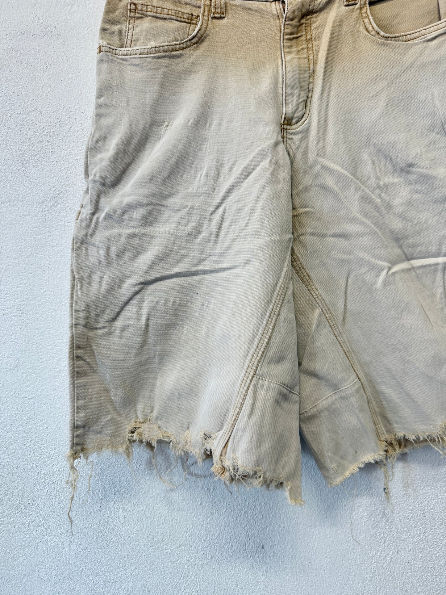 Vintage Carhartt Short “W33”