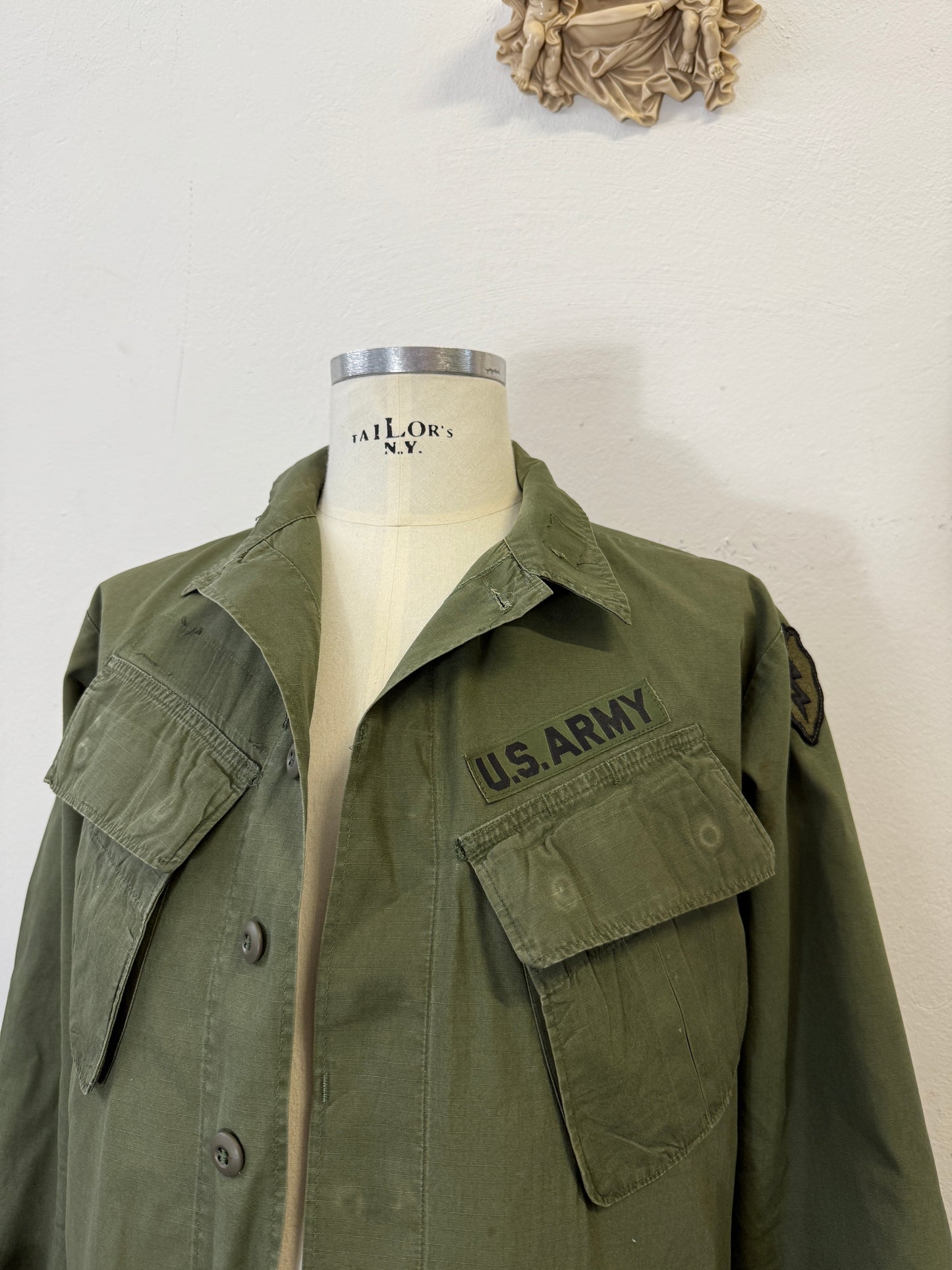 Vintage 60’s Jungle Jacket Rip Stop Us Army “M/L”
