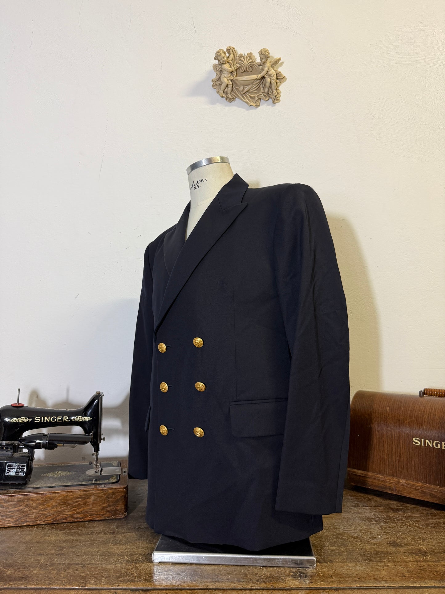 Vintage 00’s Italian Navy Double Breasted Jacket “XL”