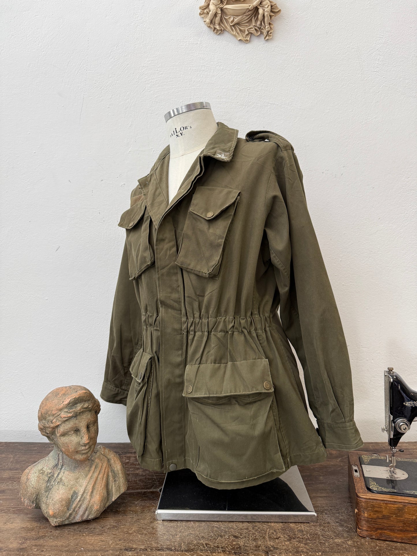 Vintage 80’s Italian Army Jacket “M”