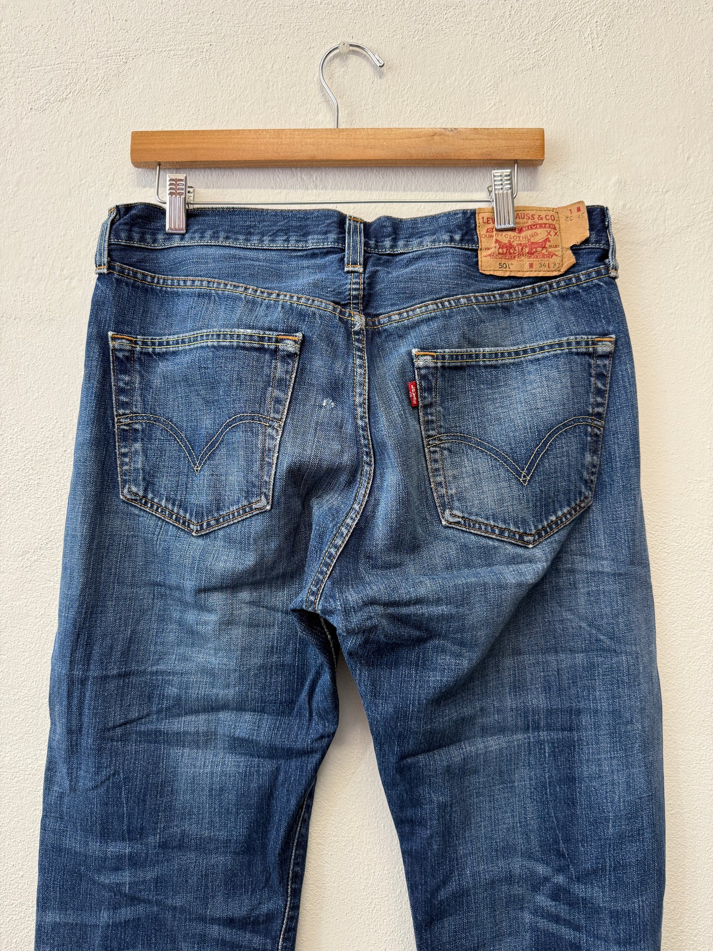 Vintage Levi’s 501 “W34 L32”