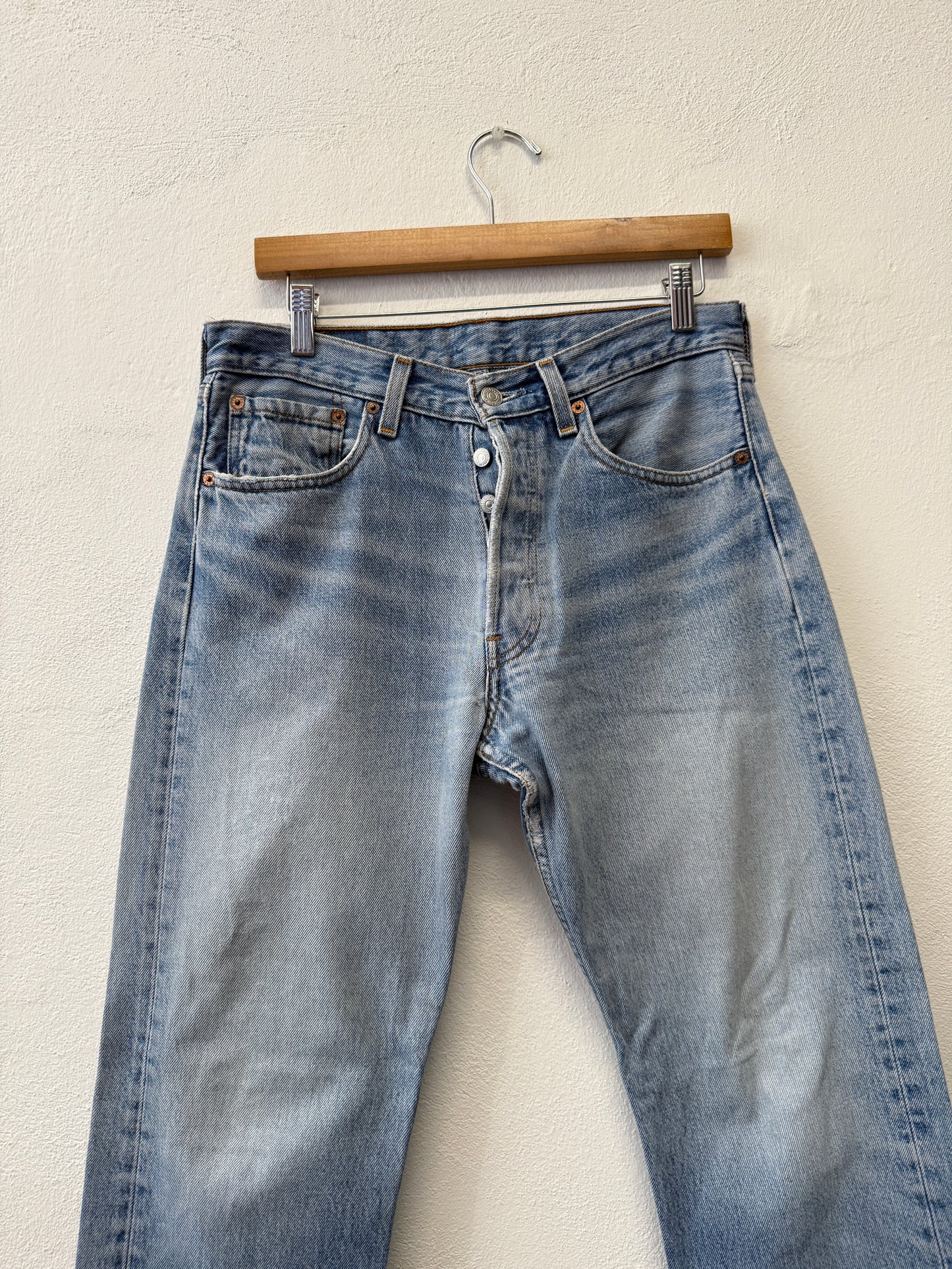 Vintage Levi’s 501 Made in Usa “W31 L32”