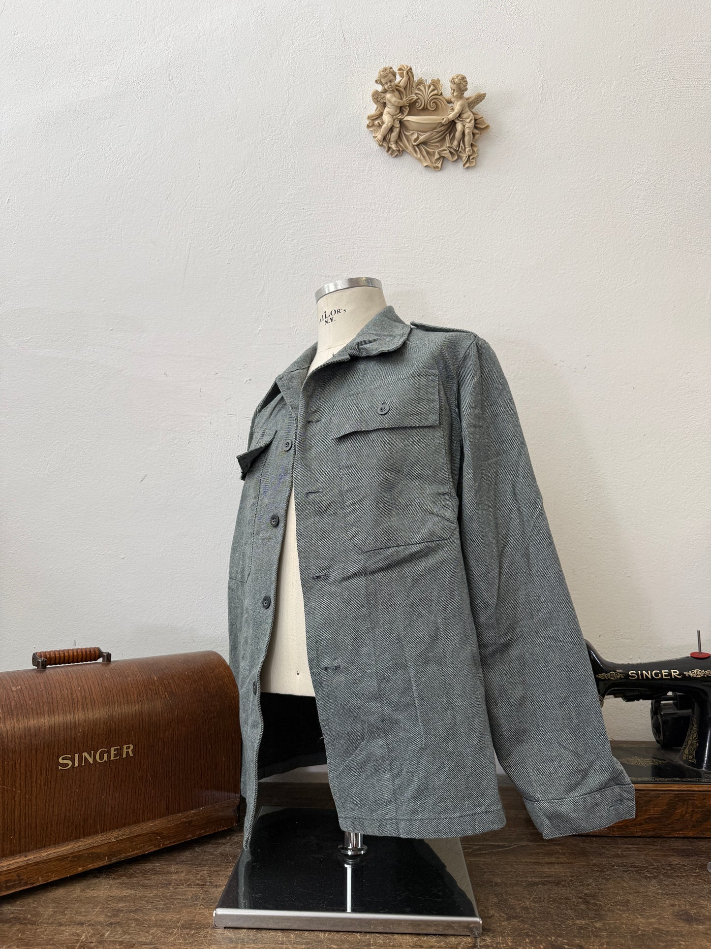 Vintage Swiss Army Jacket “L/XL”