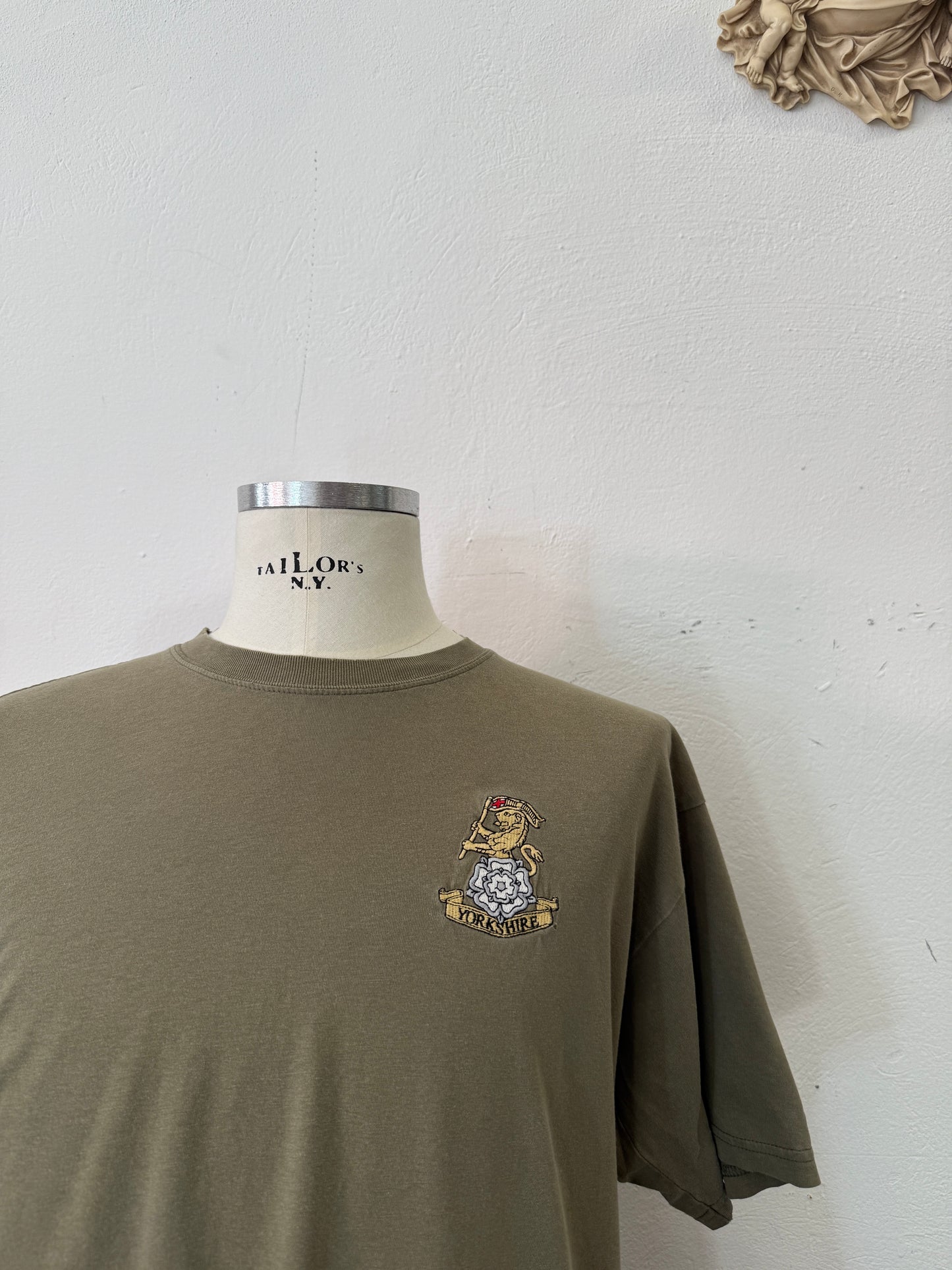 Vintage British Army Tee “L”