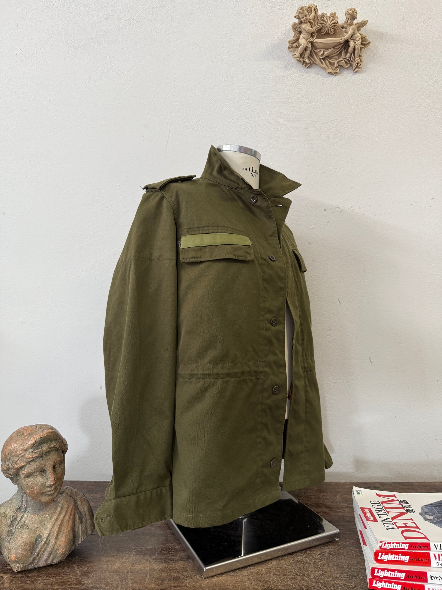 Vintage 90’s Czech Army Jacket “M/L”