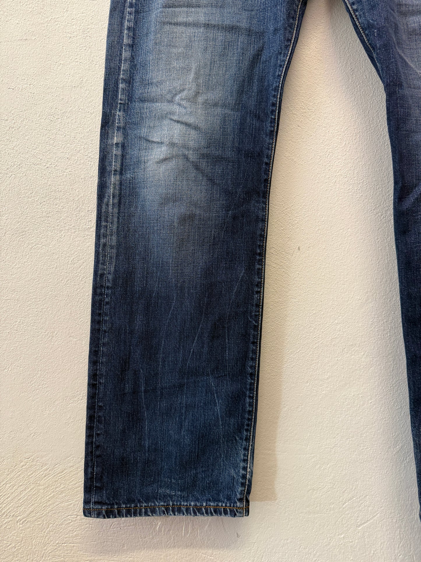 Vintage Levi’s 501 “W34 L32”