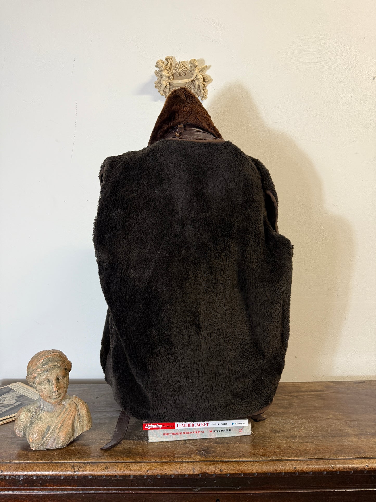 Vintage Leather Aviator Coat with Fur Collar “L”