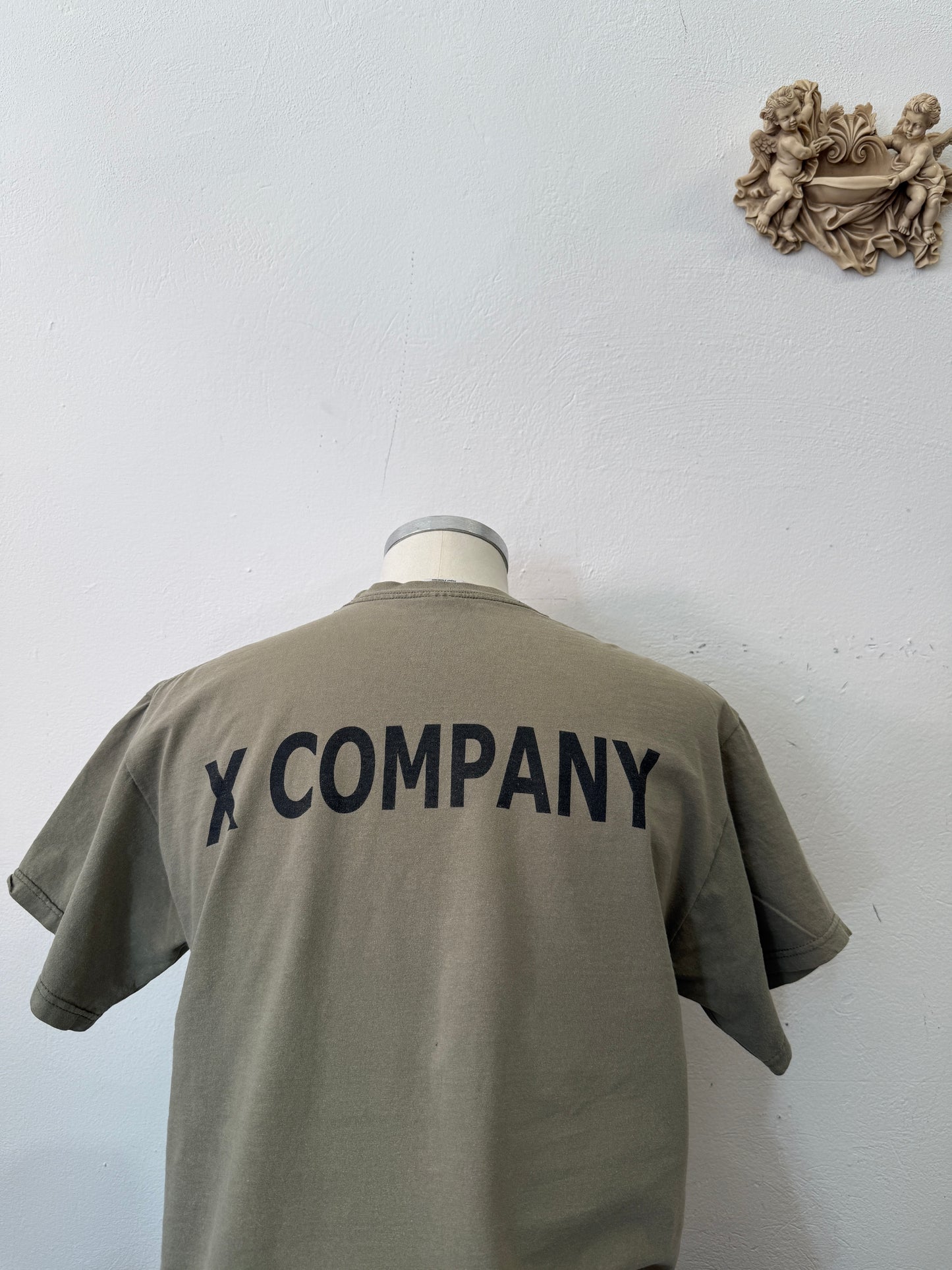 Vintage British Army Tee “M/L”