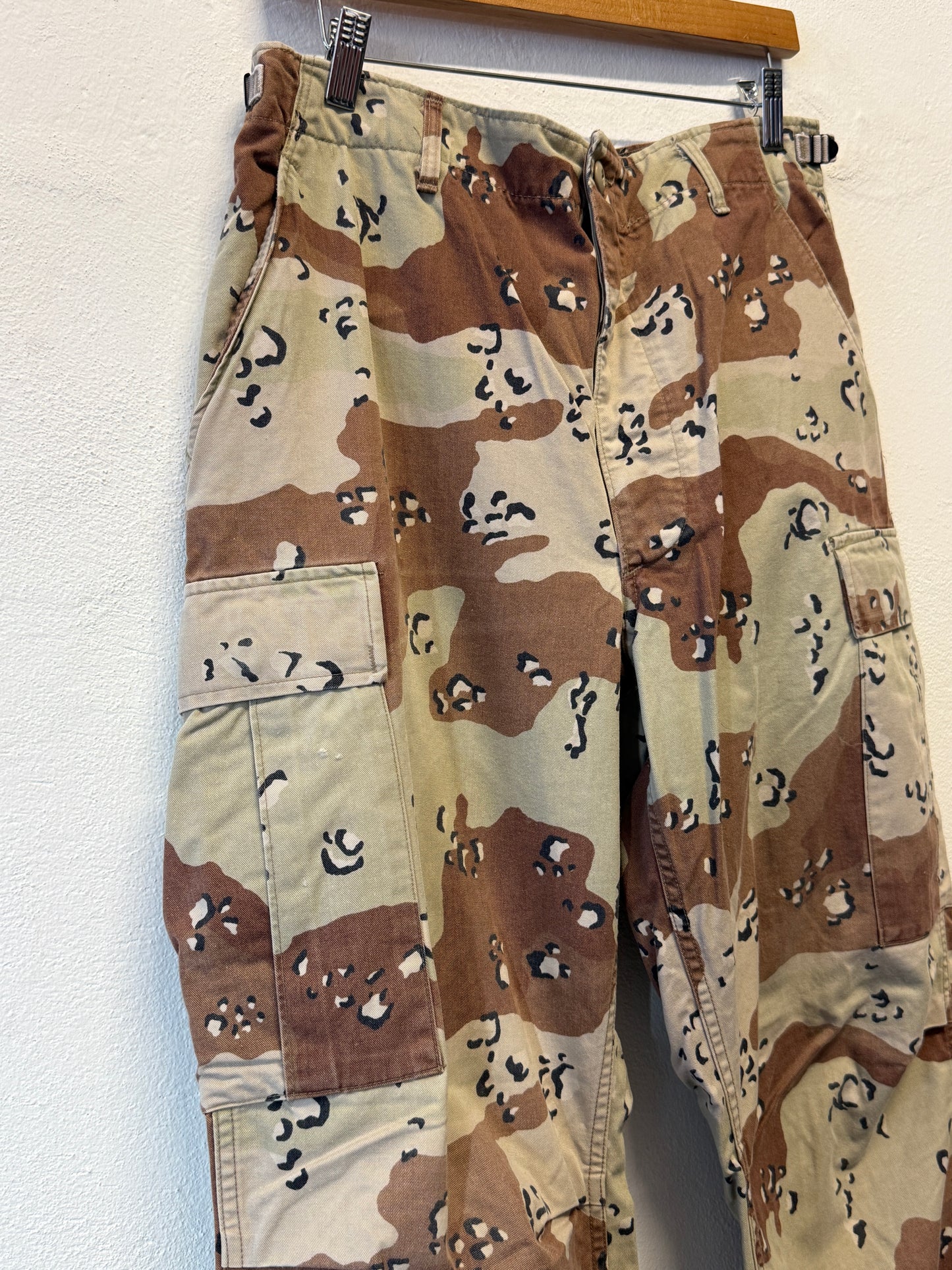 Vintage Desert Chocolate Cargo Pants Us Army “W33”