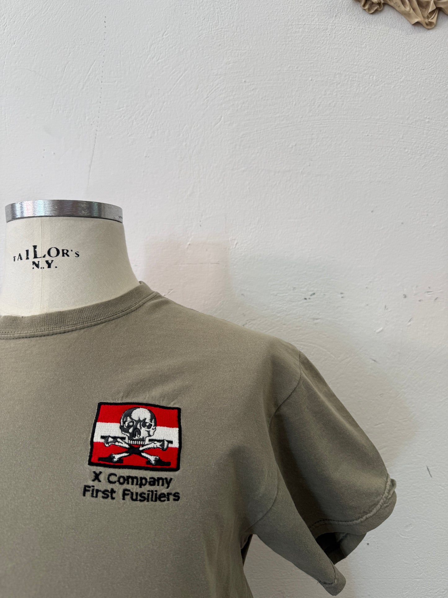 Vintage British Army Tee “M/L”